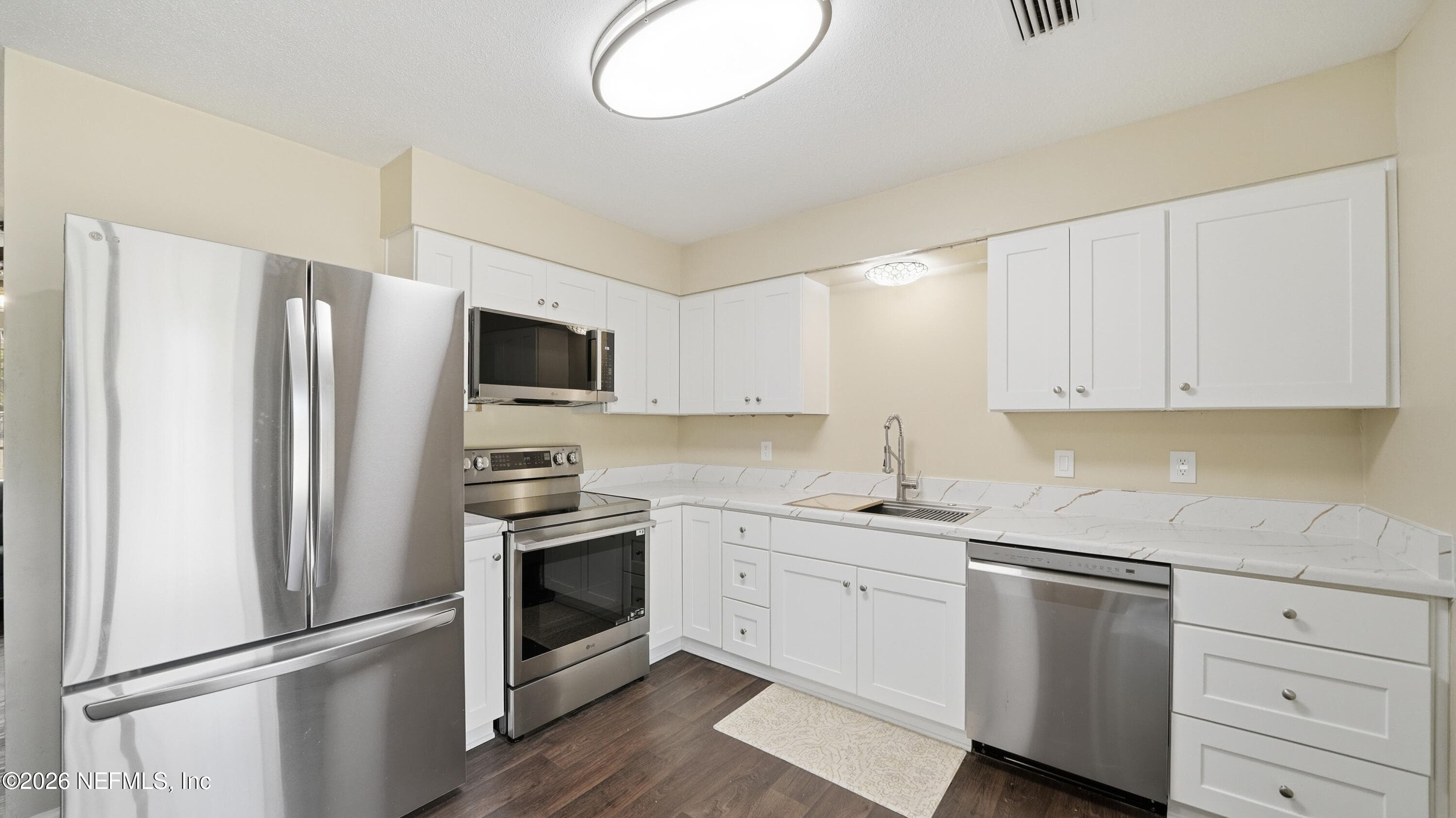 Photo 4 of 360 SW GARDEN Street, Keystone Heights, FL 32656