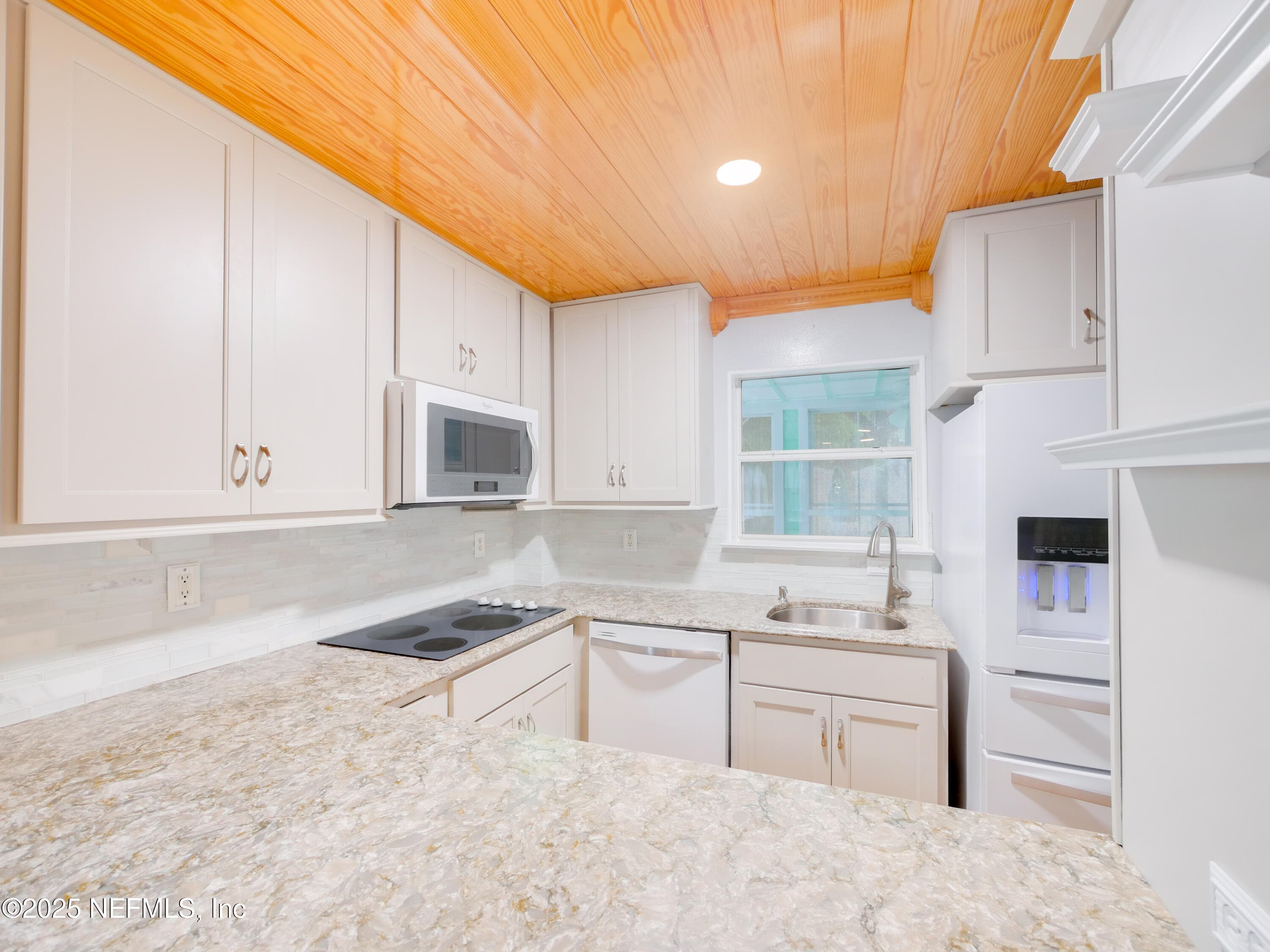 Photo 6 of 6472 PUTNAM Street, St. Augustine, FL 32080