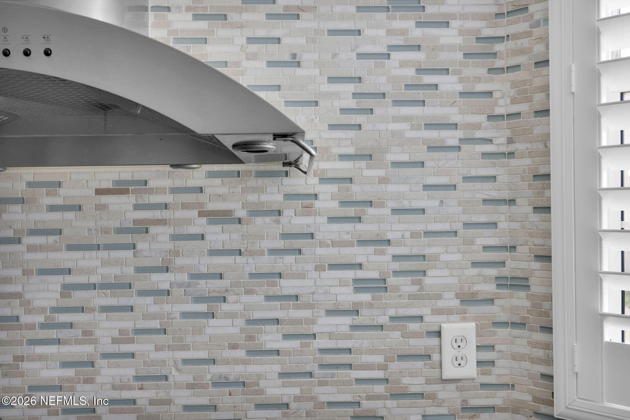 Nice Tile Backsplash — 325 S OCEAN GRANDE Drive 201, Ponte Vedra Beach, FL 32082