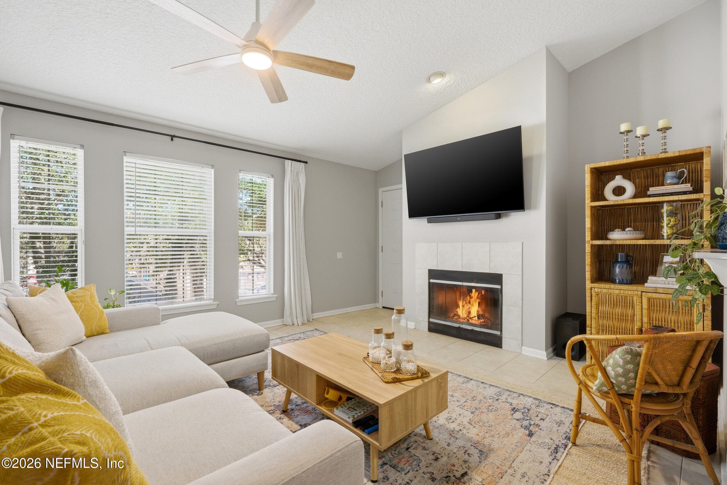 Photo 10 of 27 JARDIN DE MER Place 27, Jacksonville Beach, FL 32250