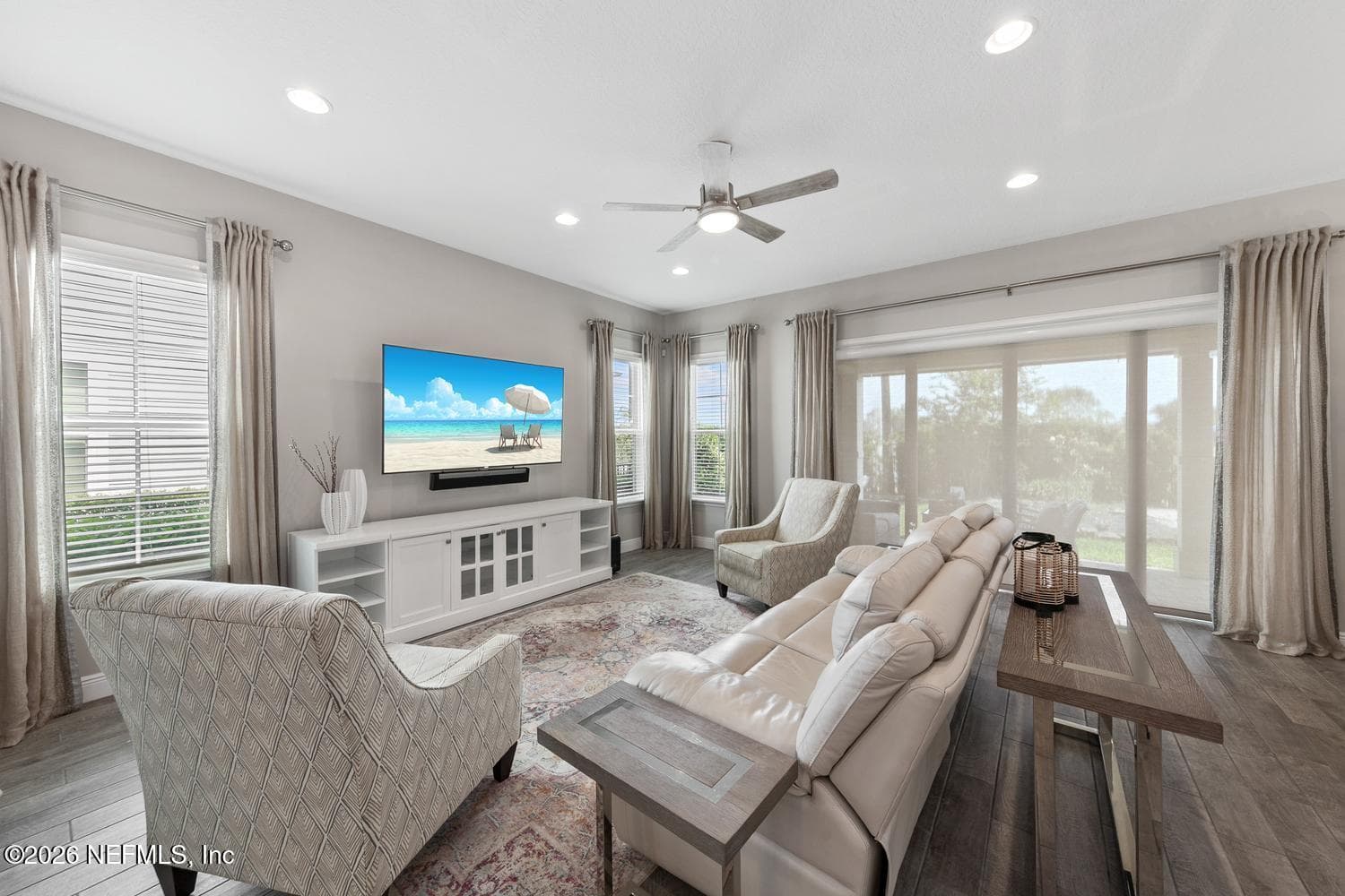 5 pocket sliders with retractable screens — 69 RUM RUNNER Way, St. Johns, FL 32259