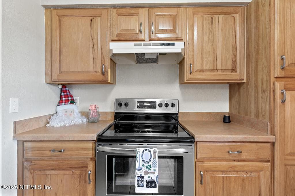 Photo 9 of 1618 EL CAMINO Road 6, Jacksonville, FL 32216