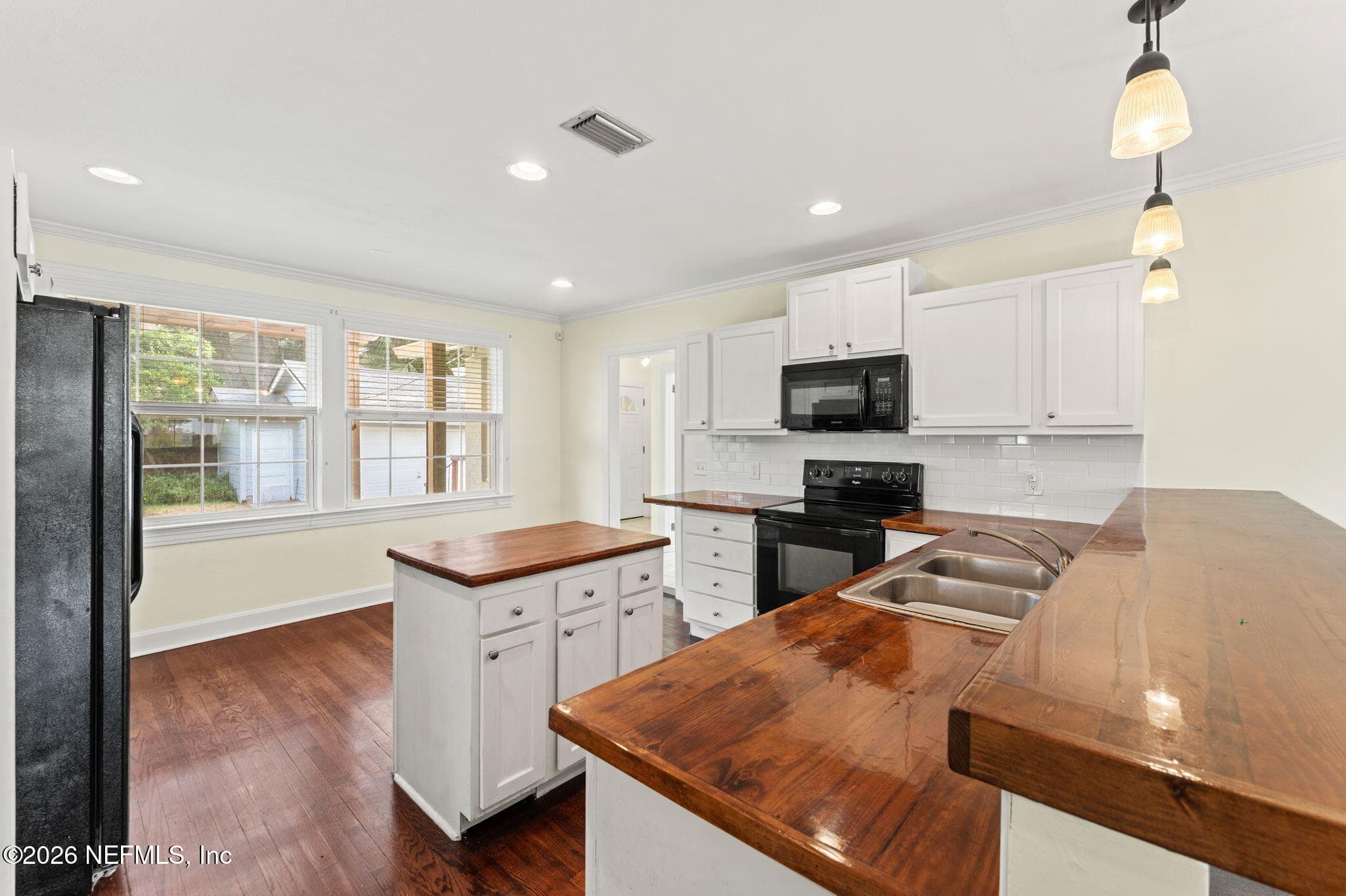 Photo 15 of 4311 DEMEDICI Avenue, Jacksonville, FL 32210