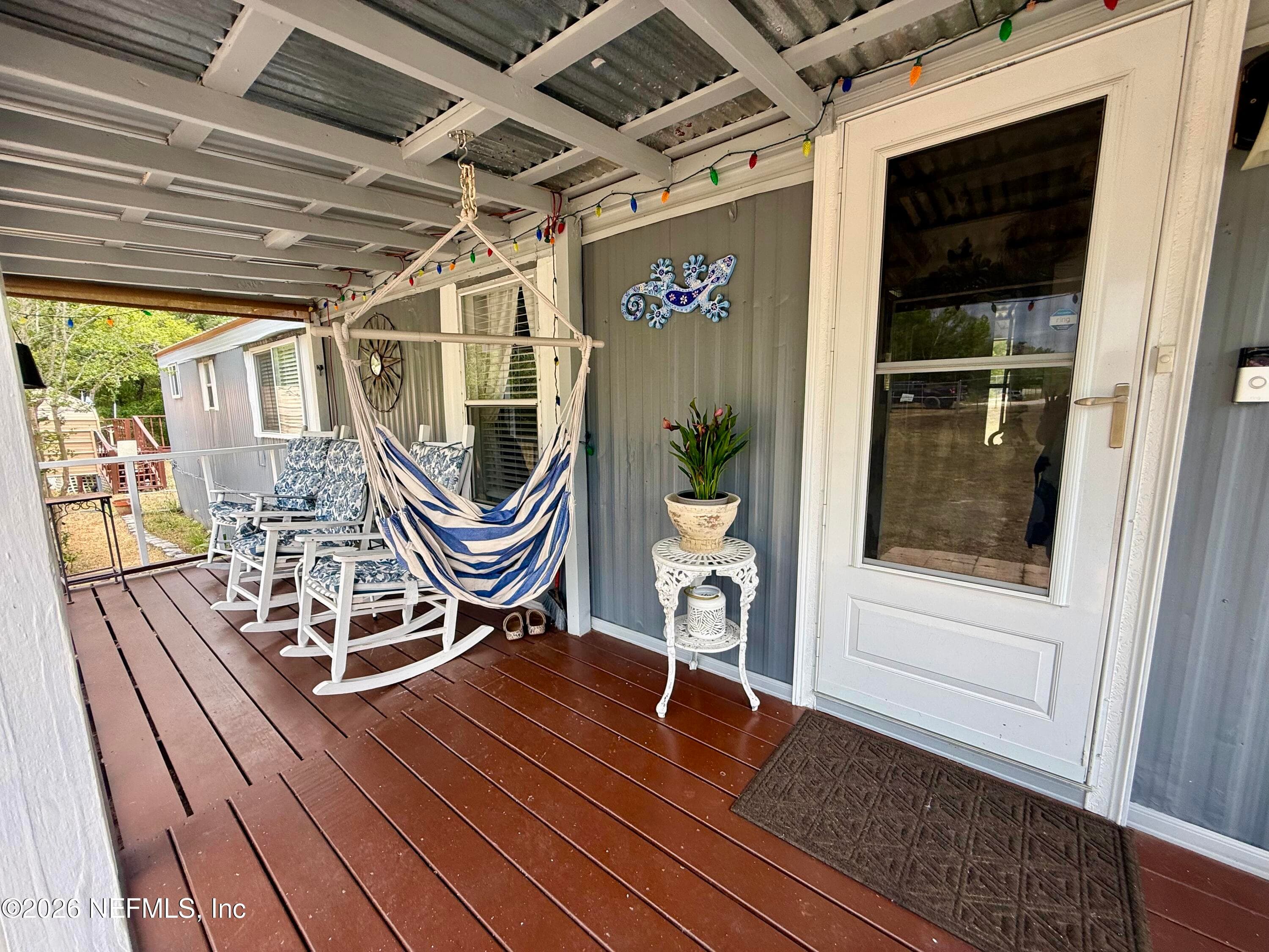 Photo 7 of 424 NEW JERSEY Avenue, Hawthorne, FL 32640
