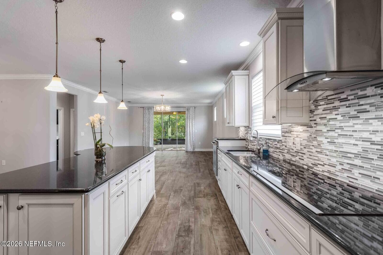 decorative splash back — 129 SWEET PINE Trail, Ponte Vedra, FL 32081