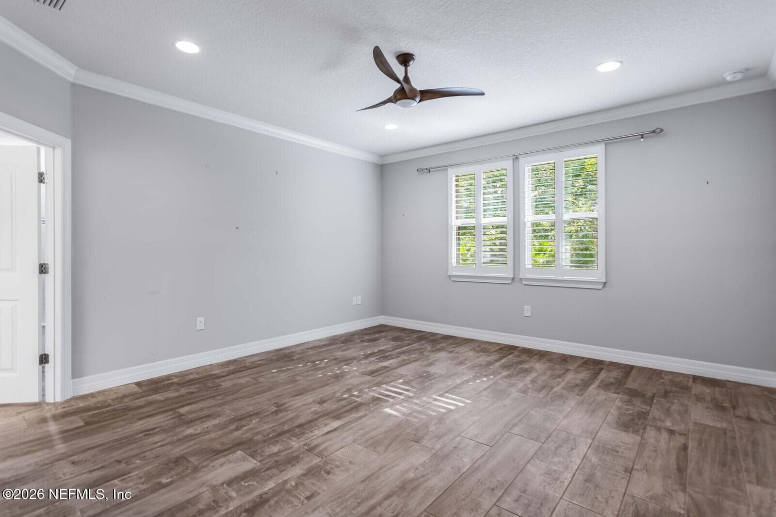 Owners suite with remote control fan and plantation shutters — 129 SWEET PINE Trail, Ponte Vedra, FL 32081
