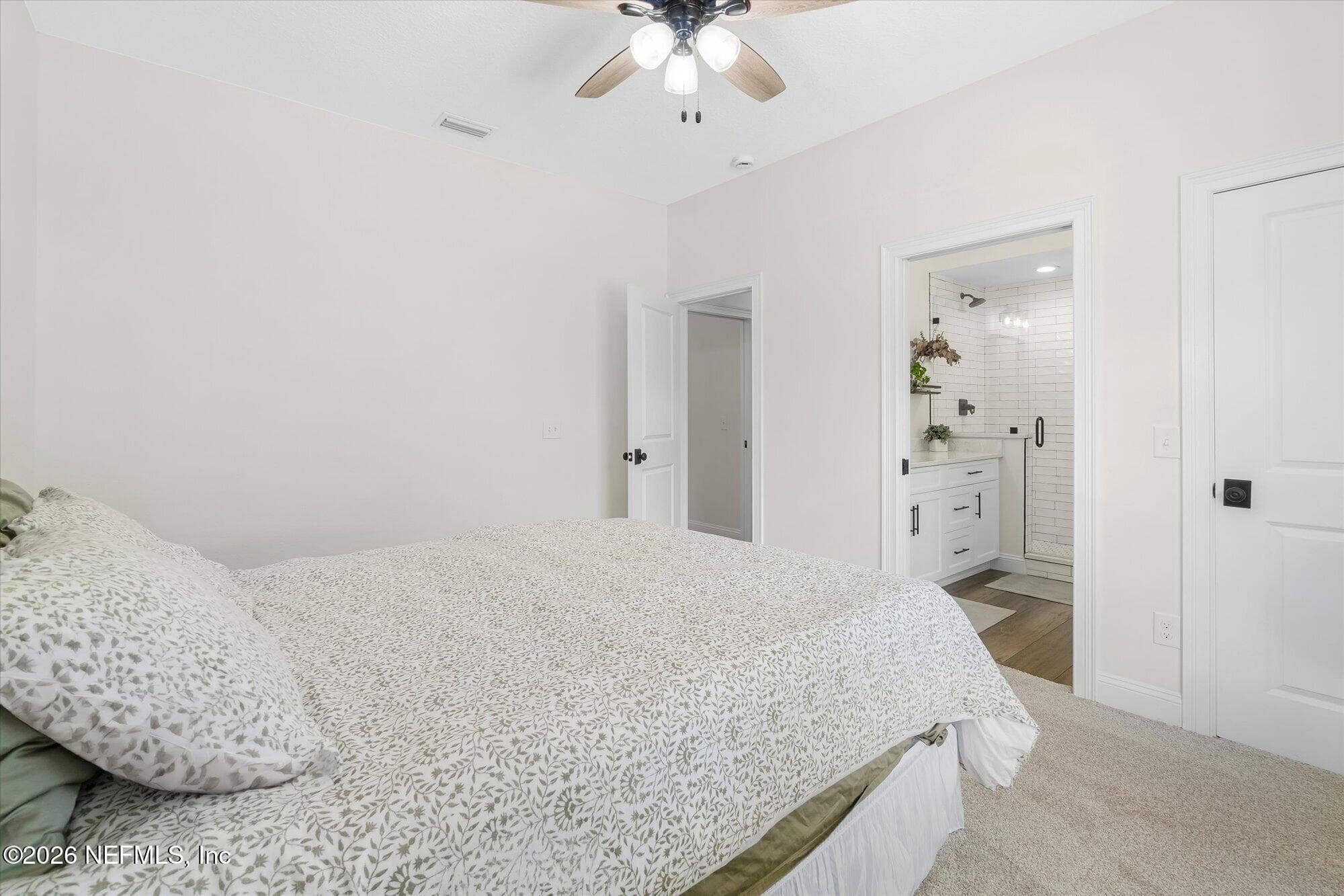 Photo 25 of 111 E GROVELAND Lane, East Palatka, FL 32131