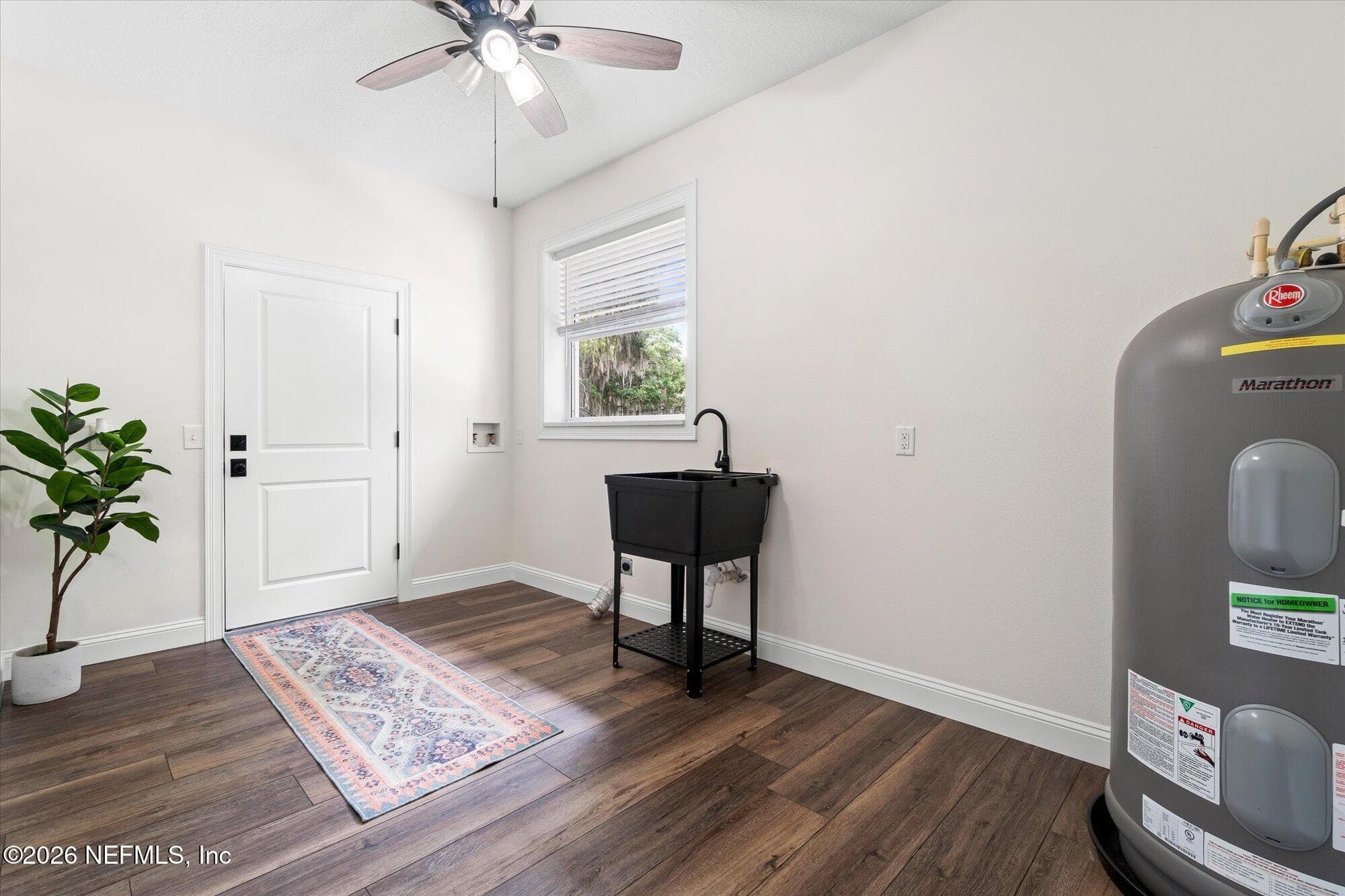 Photo 30 of 111 E GROVELAND Lane, East Palatka, FL 32131