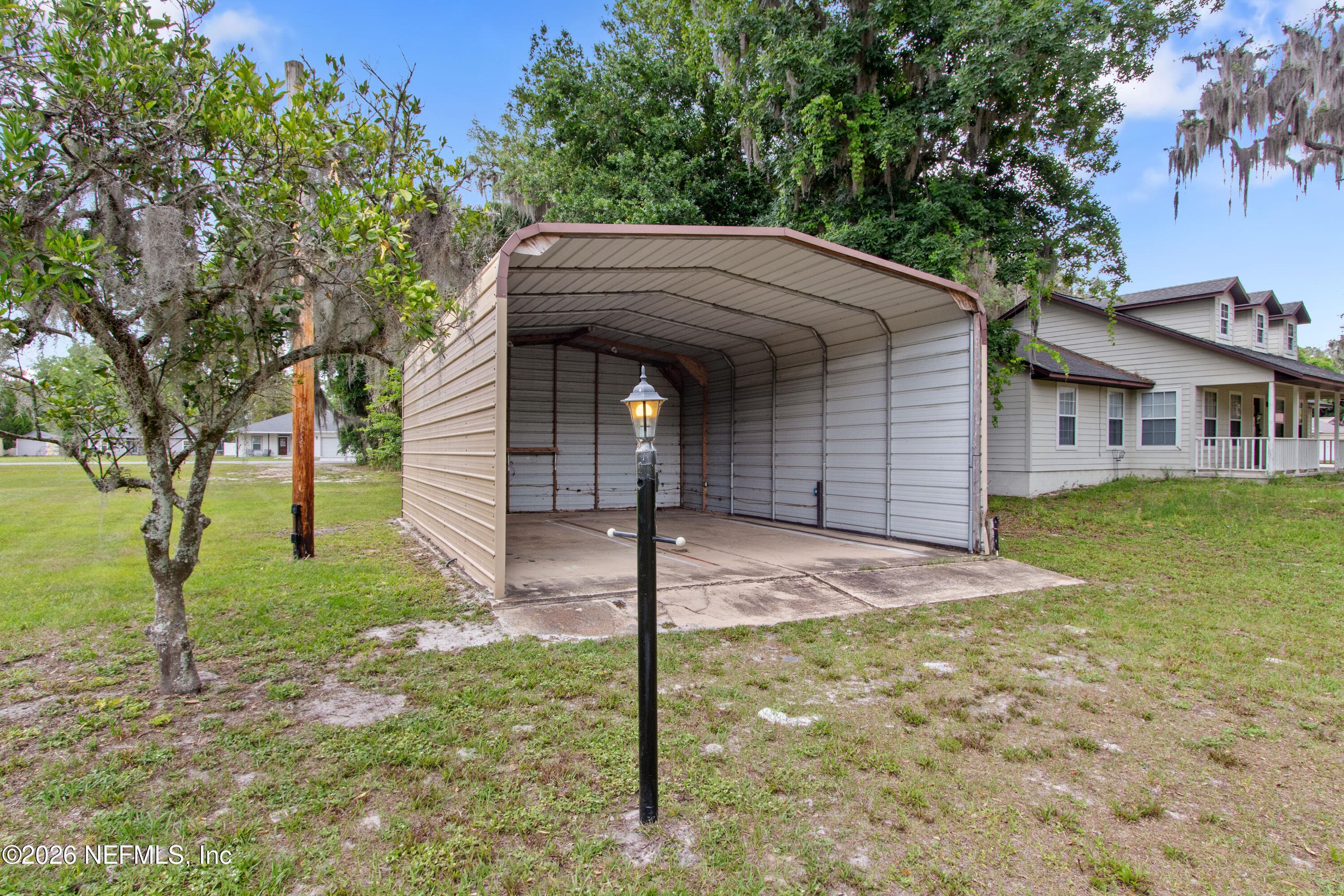 Photo 33 of 226 PORT COMFORT Drive, East Palatka, FL 32177