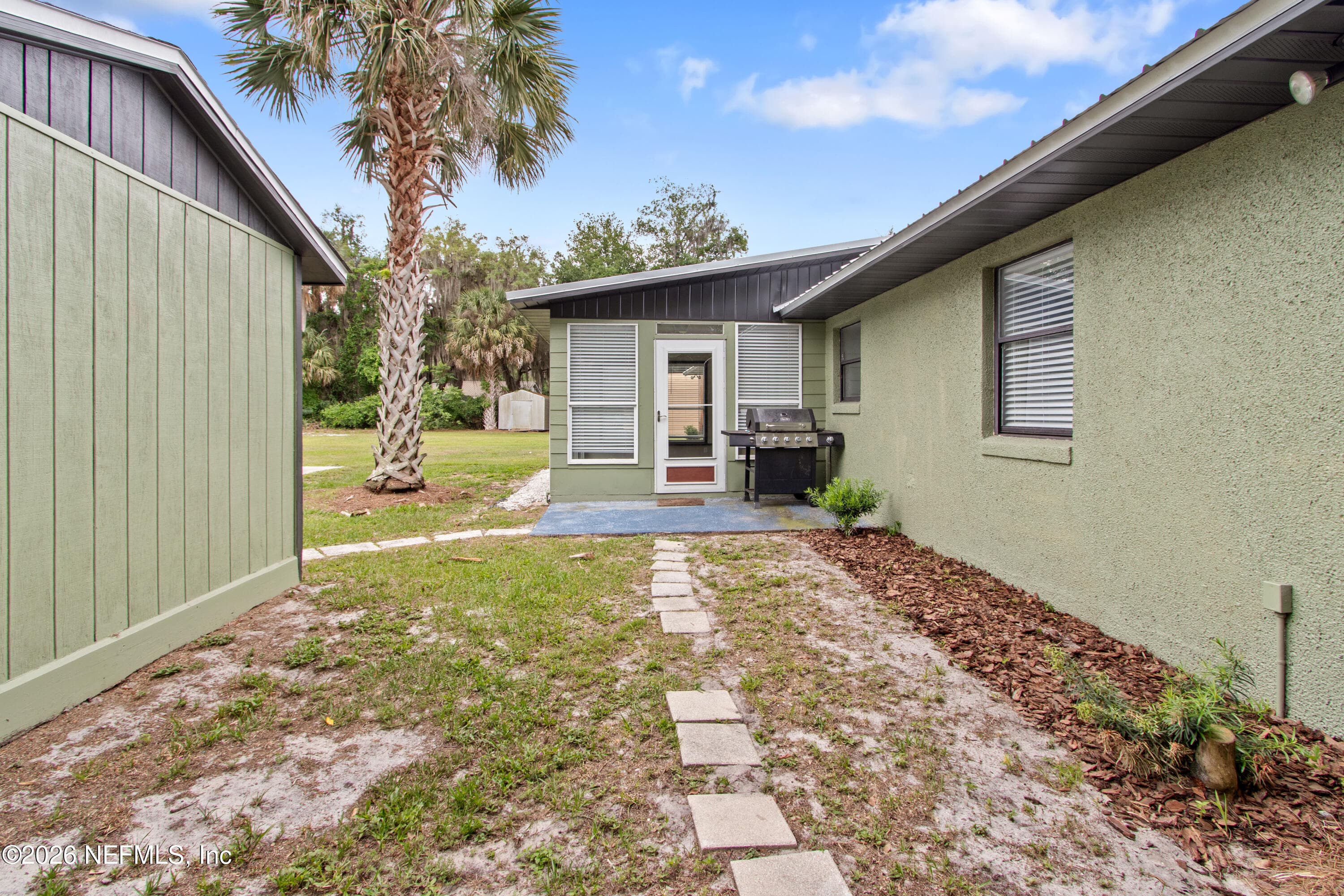Photo 40 of 226 PORT COMFORT Drive, East Palatka, FL 32177
