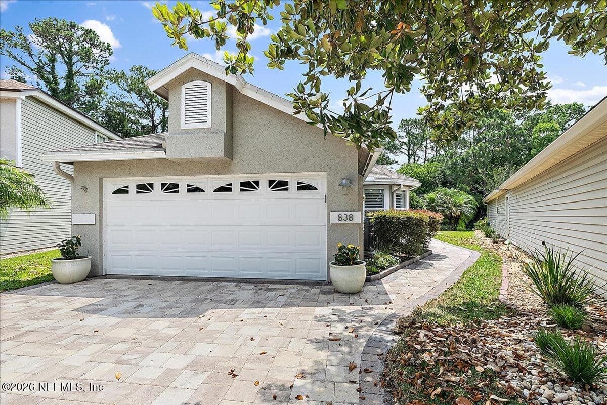 Welcome Home to 838 Tournament Road. This home provides an easy lock and leave lifestyle in a gated community offering a fitness center, pool, tennis and playground and within walking distance to Starbucks, local restaurants and more! — 838 TOURNAMENT Road, Ponte Vedra Beach, FL 32082