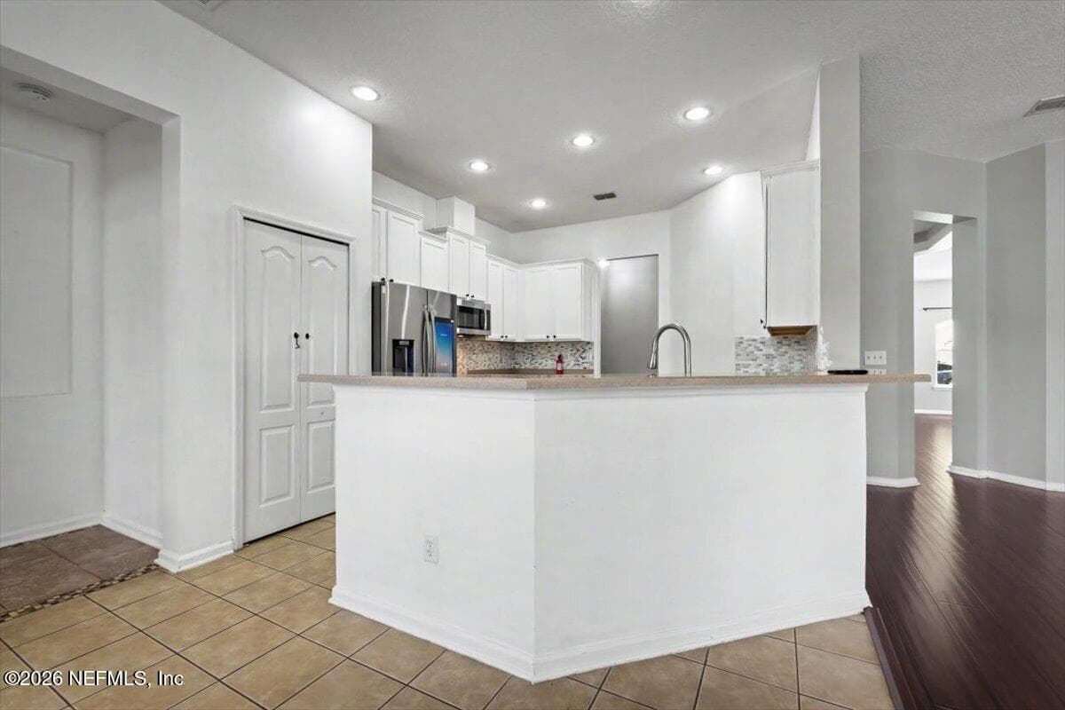 Photo 18 of 6273 OLETA Way, Jacksonville, FL 32258