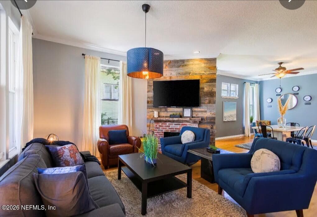 Photo 4 of 38 W 10TH Street, Jacksonville, FL 32206
