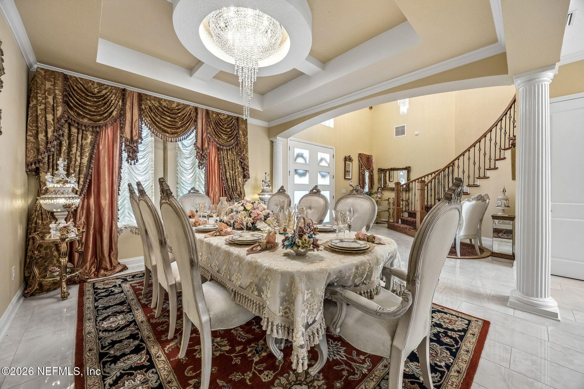 Elegant columns define formal dining area — 2852 CASSIA Lane, Jacksonville, FL 32246