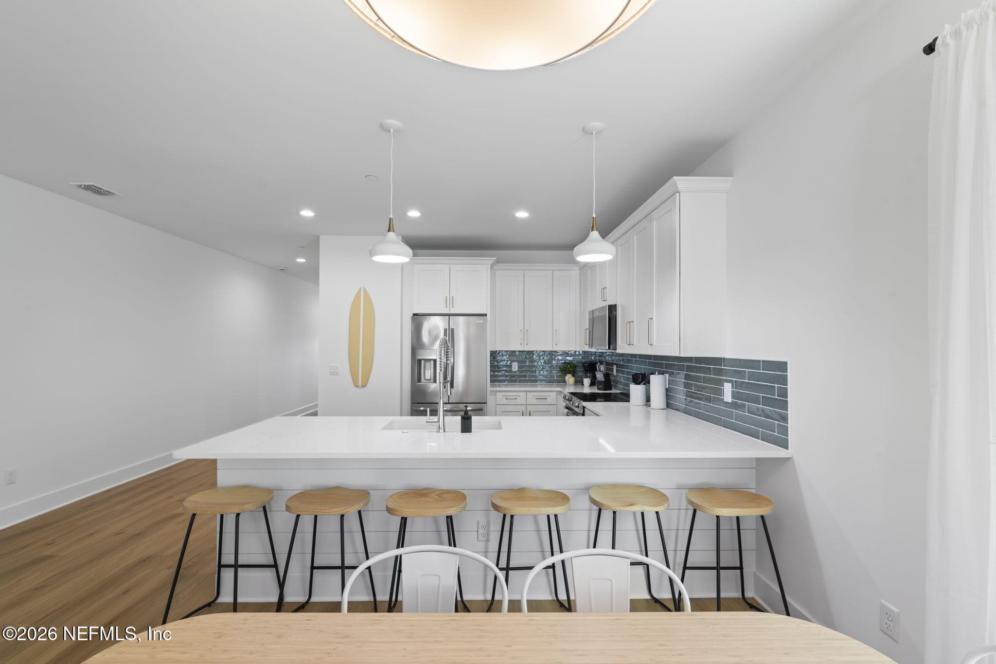 Open concept living — 925 2ND Avenue S, Jacksonville Beach, FL 32250