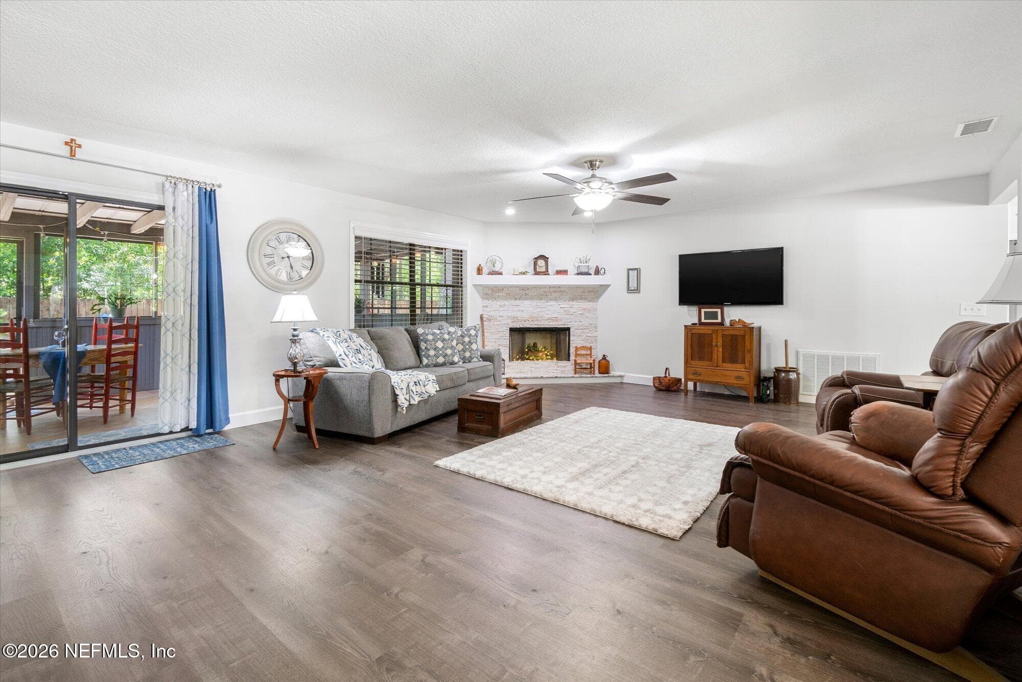 Photo 13 of 155 CAROLE Road, Palatka, FL 32177
