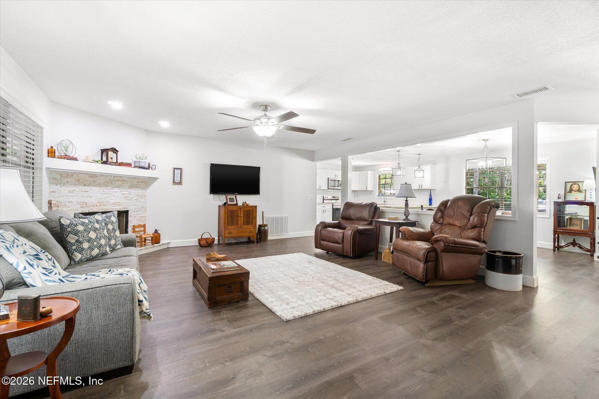 Photo 14 of 155 CAROLE Road, Palatka, FL 32177