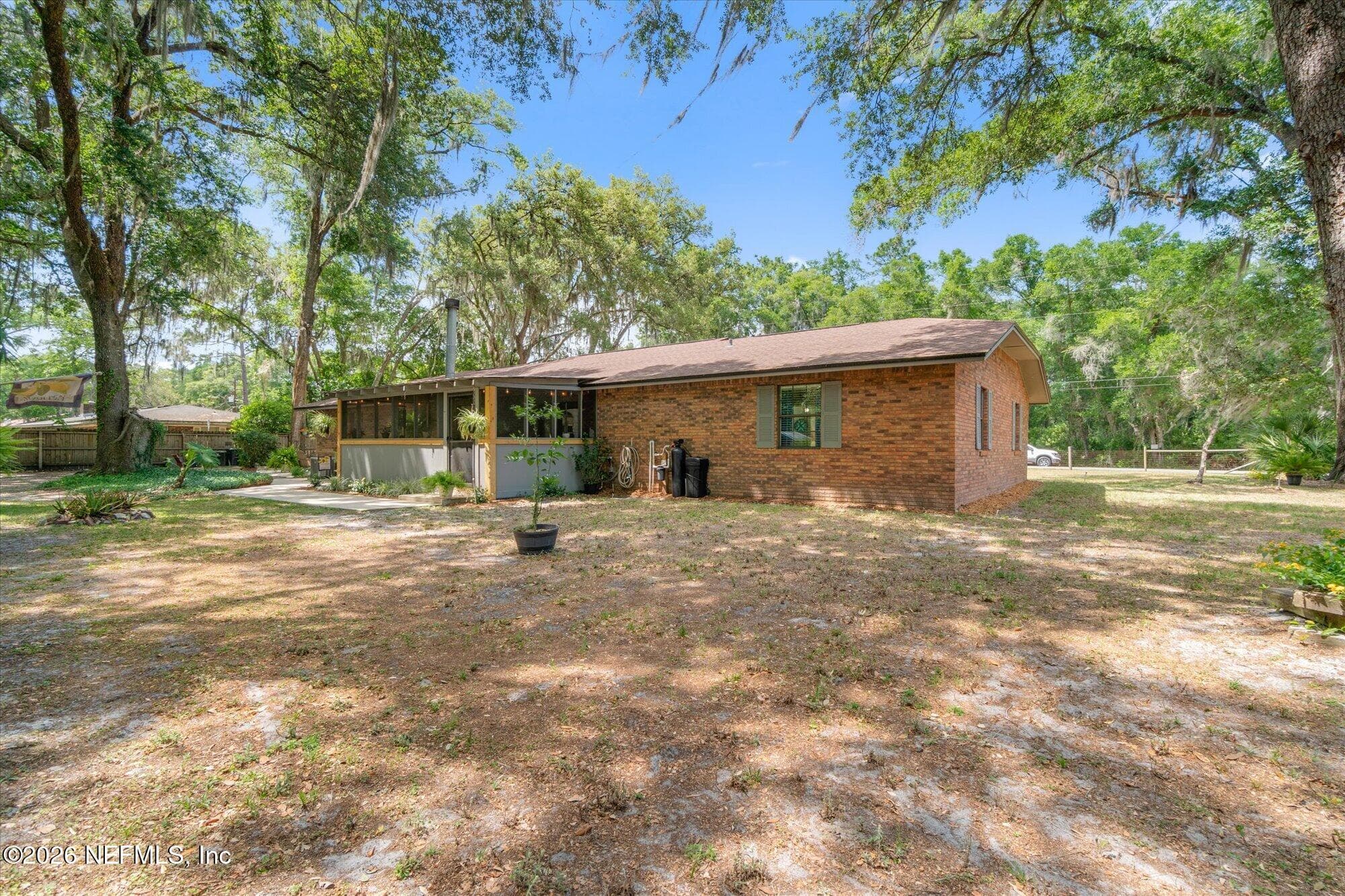 Photo 33 of 155 CAROLE Road, Palatka, FL 32177