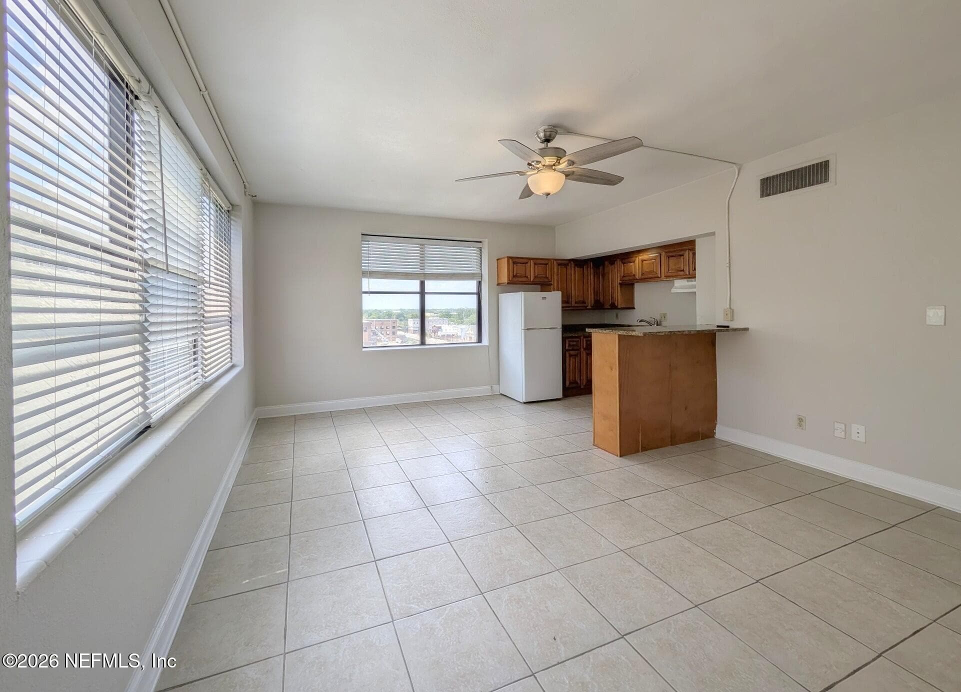 Photo 9 of 311 W ASHLEY Street 608, Jacksonville, FL 32202