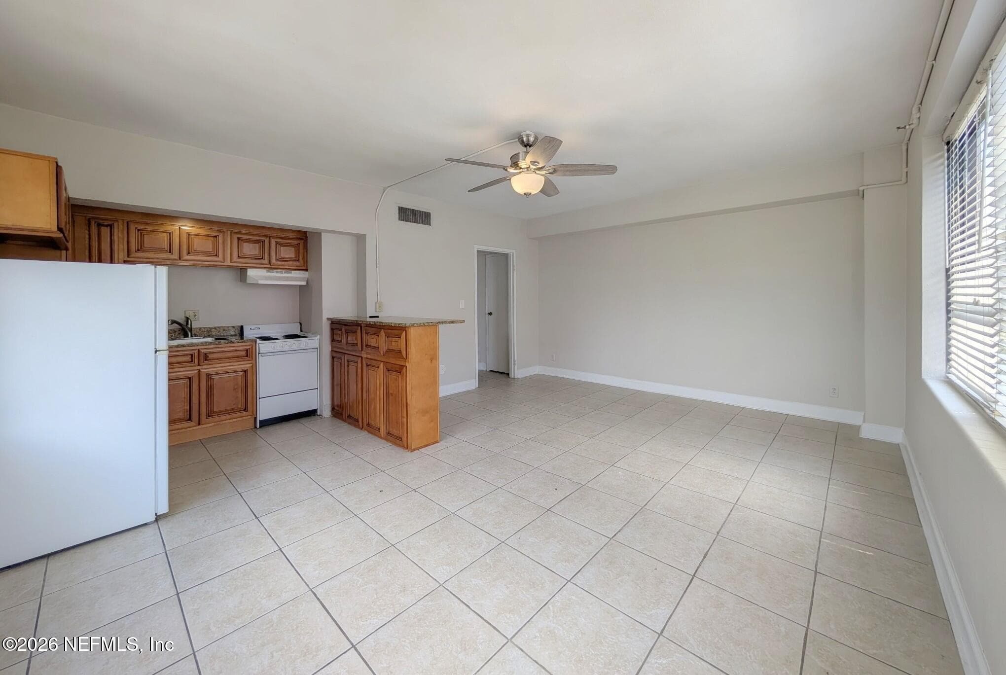 Photo 10 of 311 W ASHLEY Street 608, Jacksonville, FL 32202
