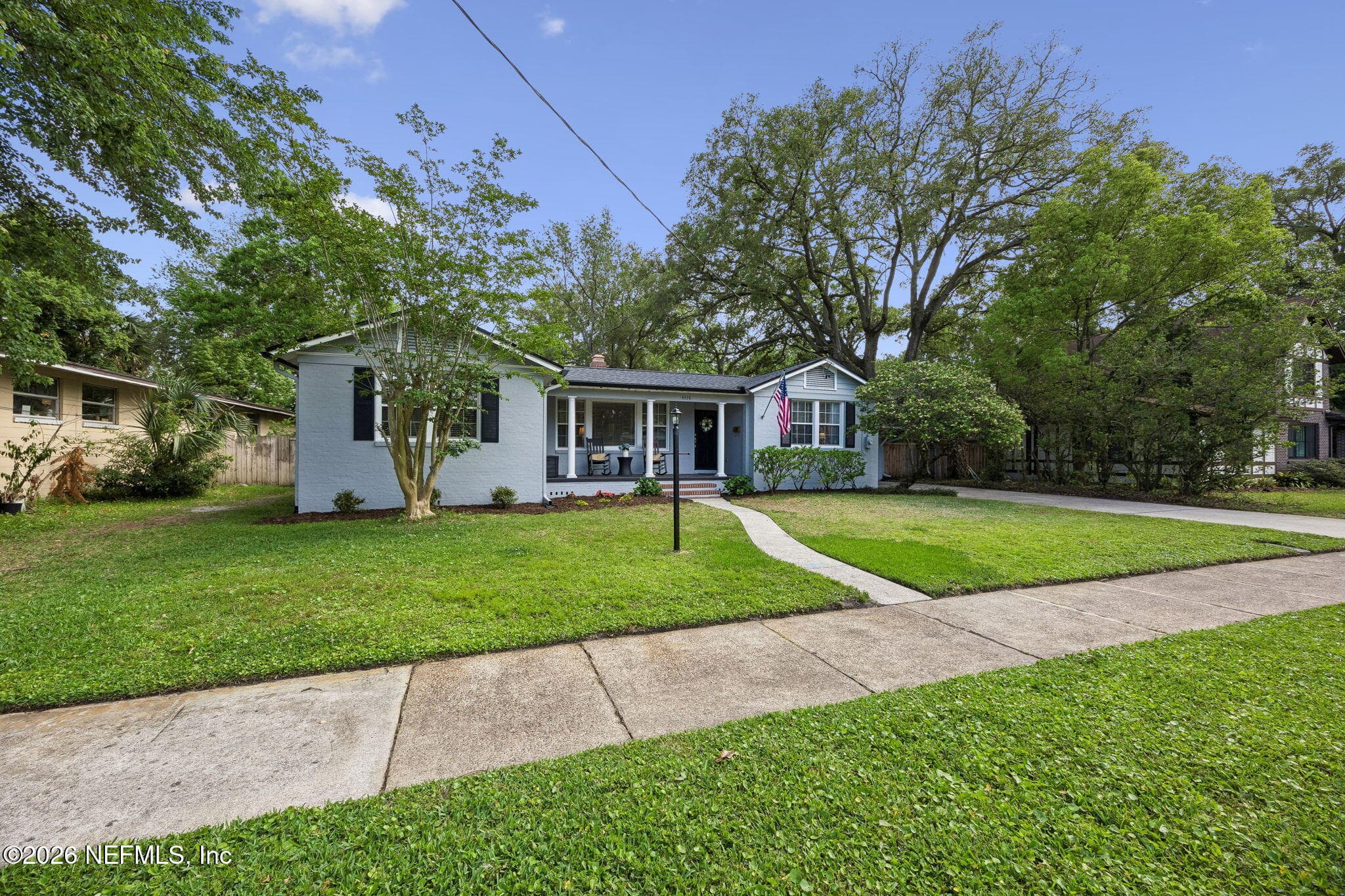Minutes from NAS Jax, Shopping, Timuquana Country Club, Yacht Club! — 4338 GARIBALDI Avenue, Jacksonville, FL 32210
