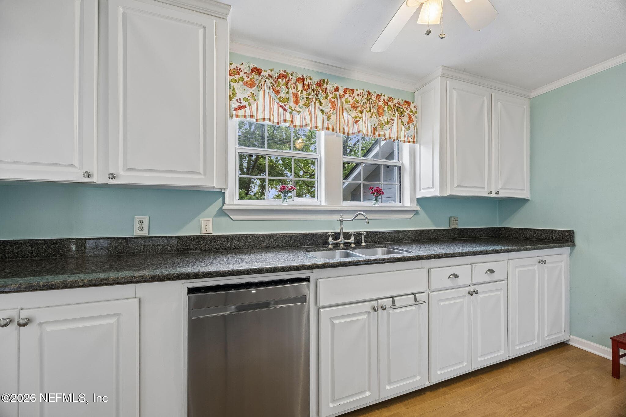Granite Counters — 4338 GARIBALDI Avenue, Jacksonville, FL 32210