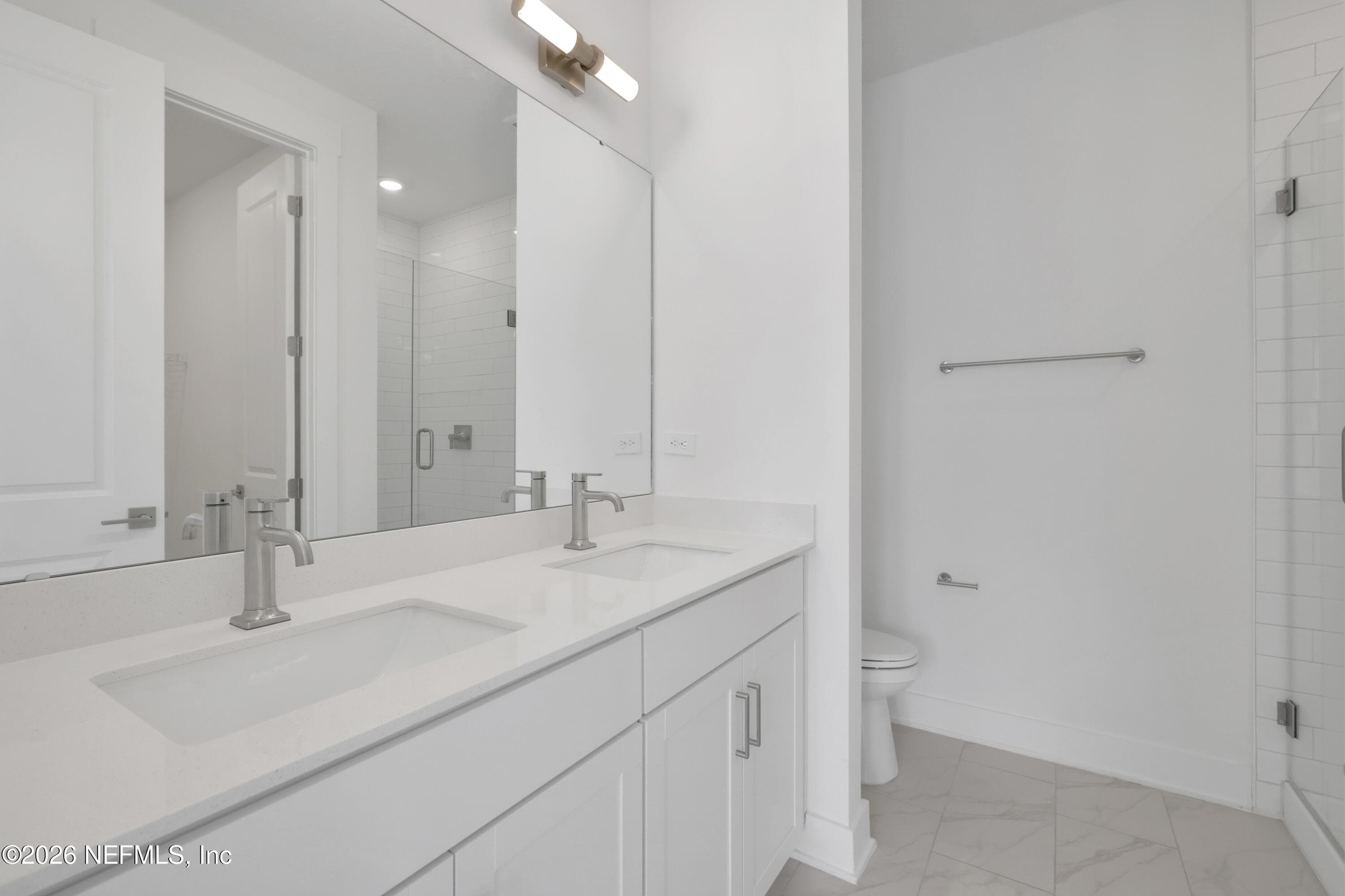 Photo 4 of 12 N BEACH Way, Jacksonville Beach, FL 32250