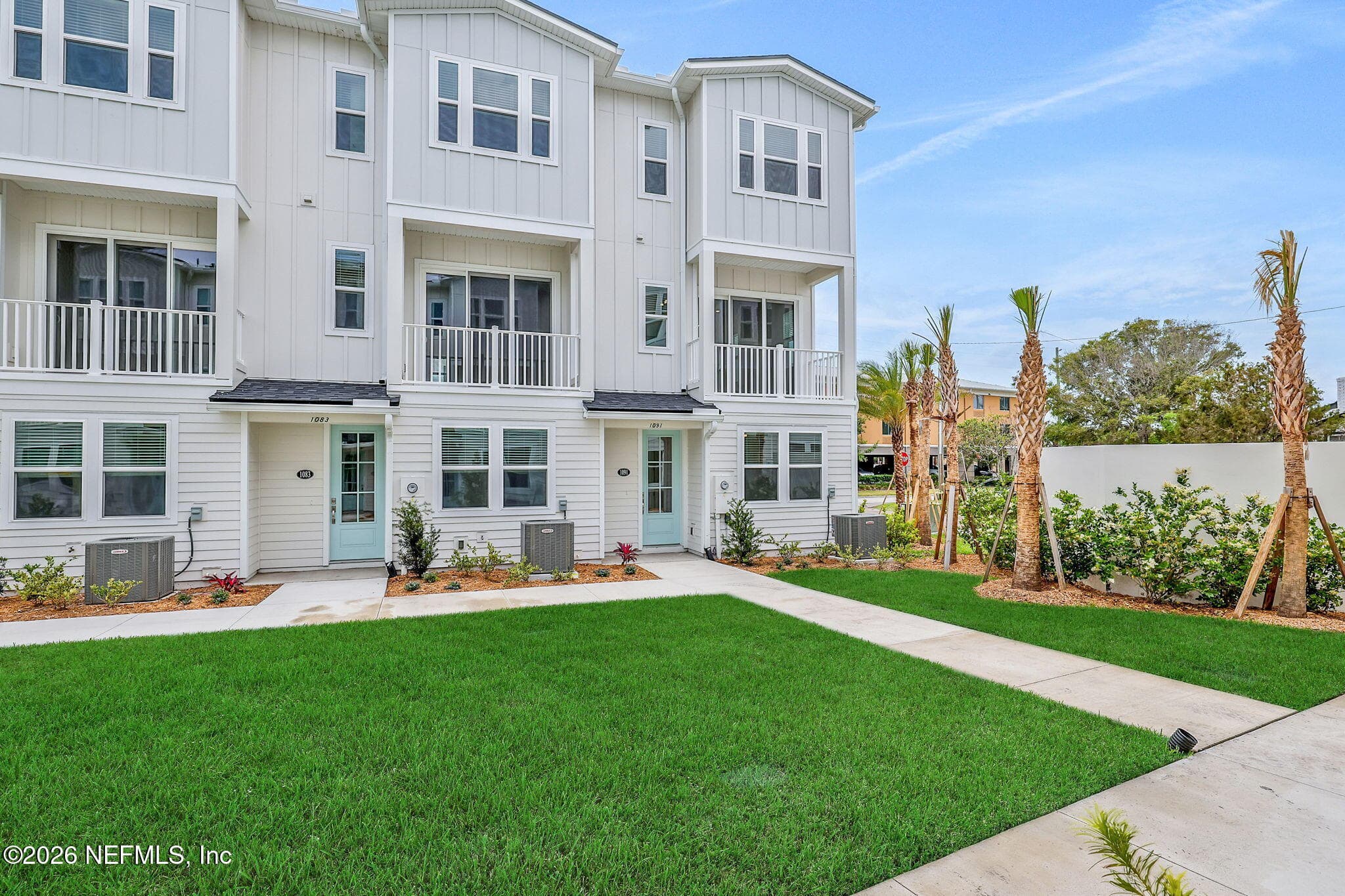 Photo 2 of 1091 1ST Avenue N, Jacksonville Beach, FL 32250
