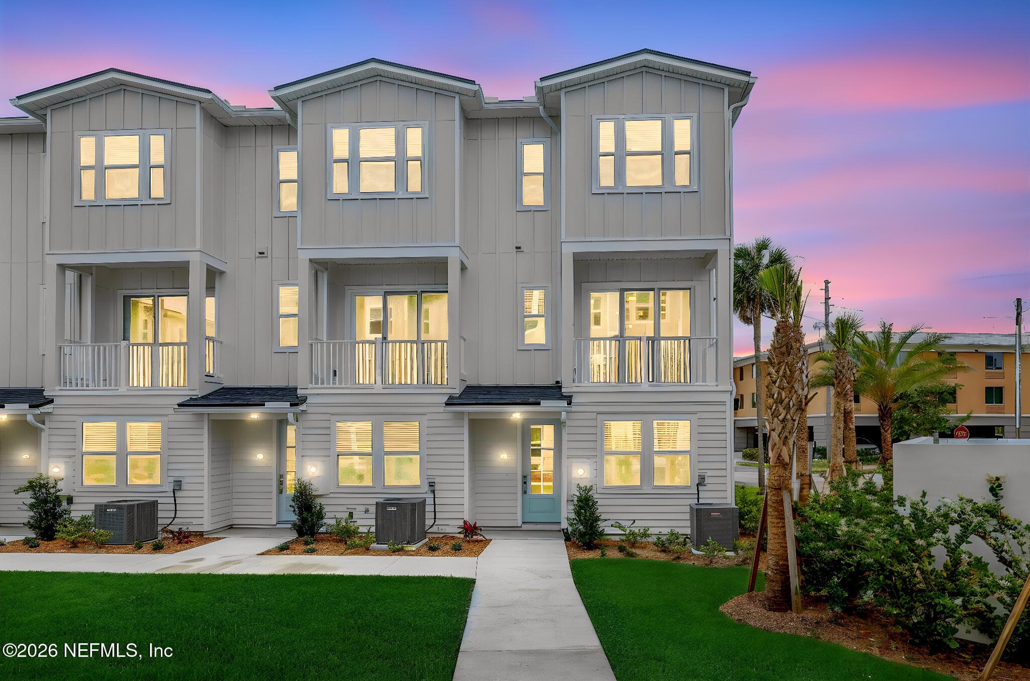 Photo 5 of 1091 1ST Avenue N, Jacksonville Beach, FL 32250