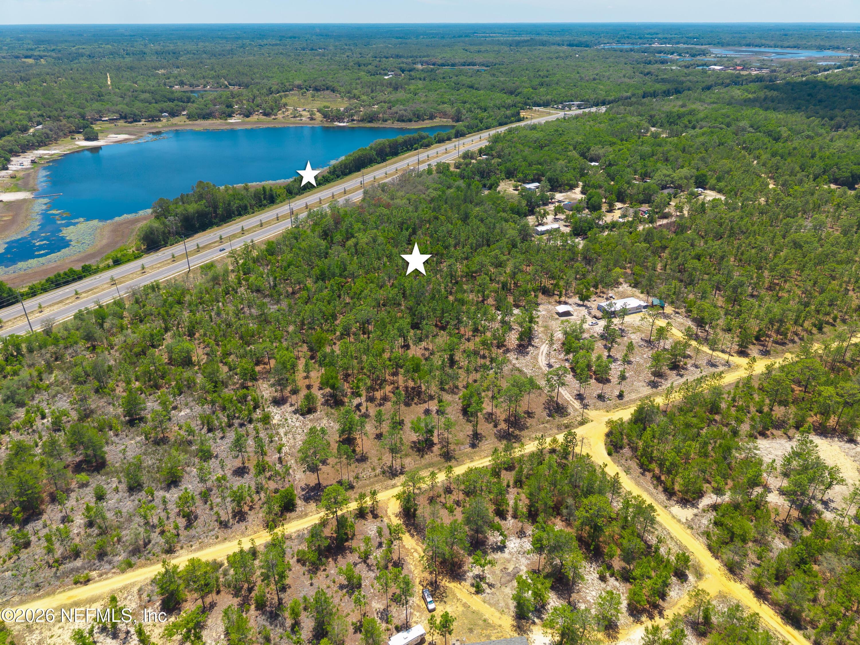 Photo 2 of 1668 STATE ROAD 20, Hawthorne, FL 32640