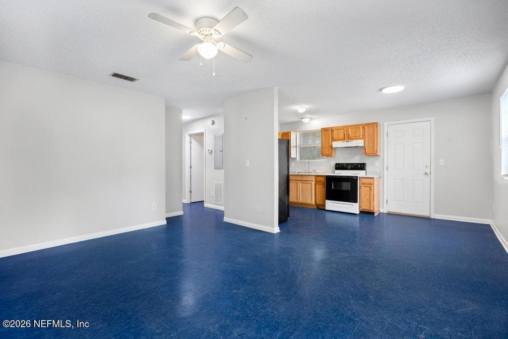 Photo 5 of 850 SPEARING Street, Jacksonville, FL 32206