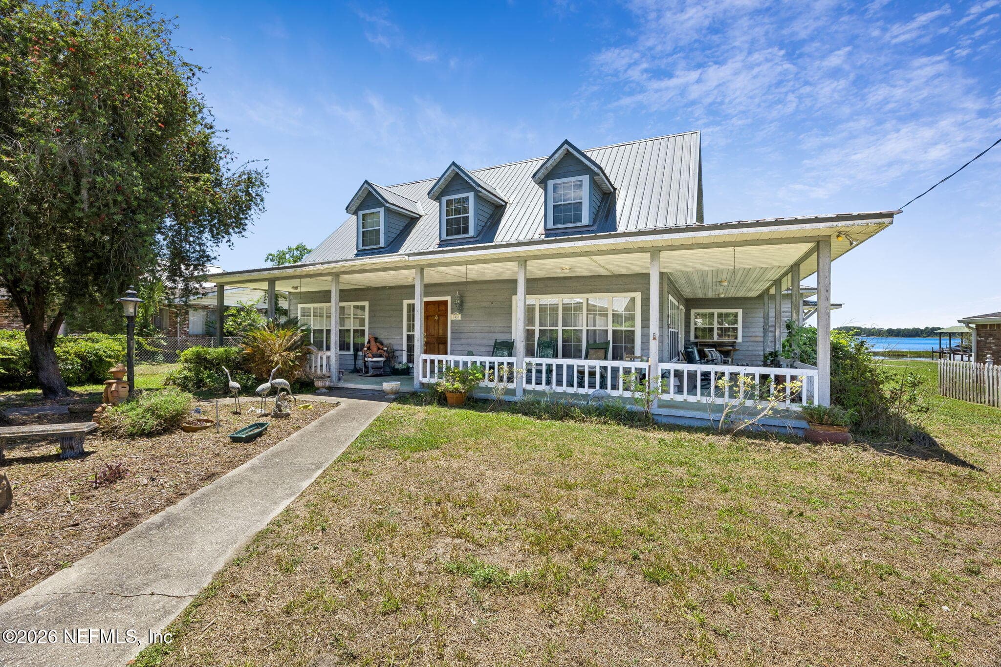 Photo 5 of 7430 SW COUNTY ROAD 18, Hampton, FL 32044