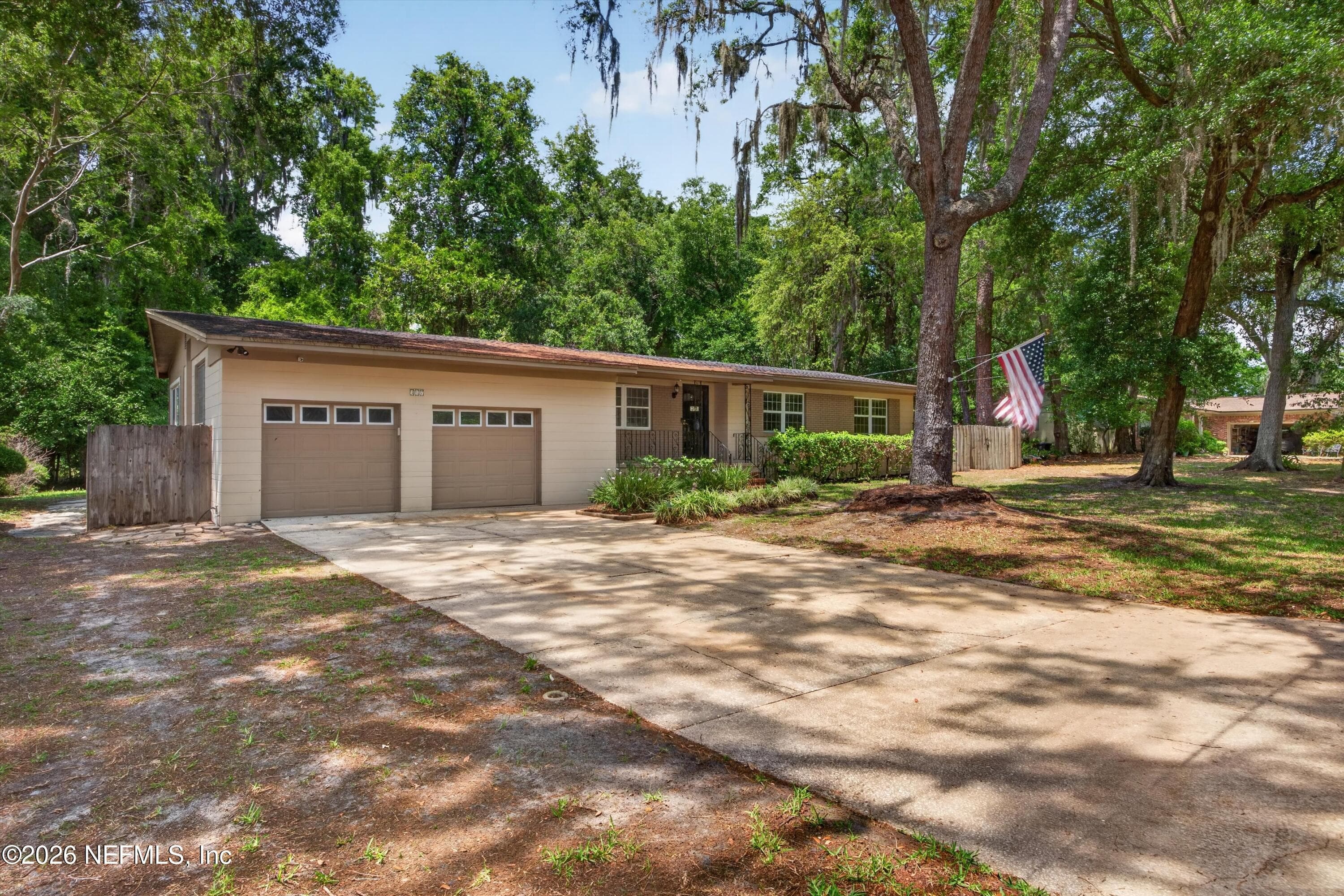 Photo 3 of 317 FROG HOLLOW Road, Orange Park, FL 32073