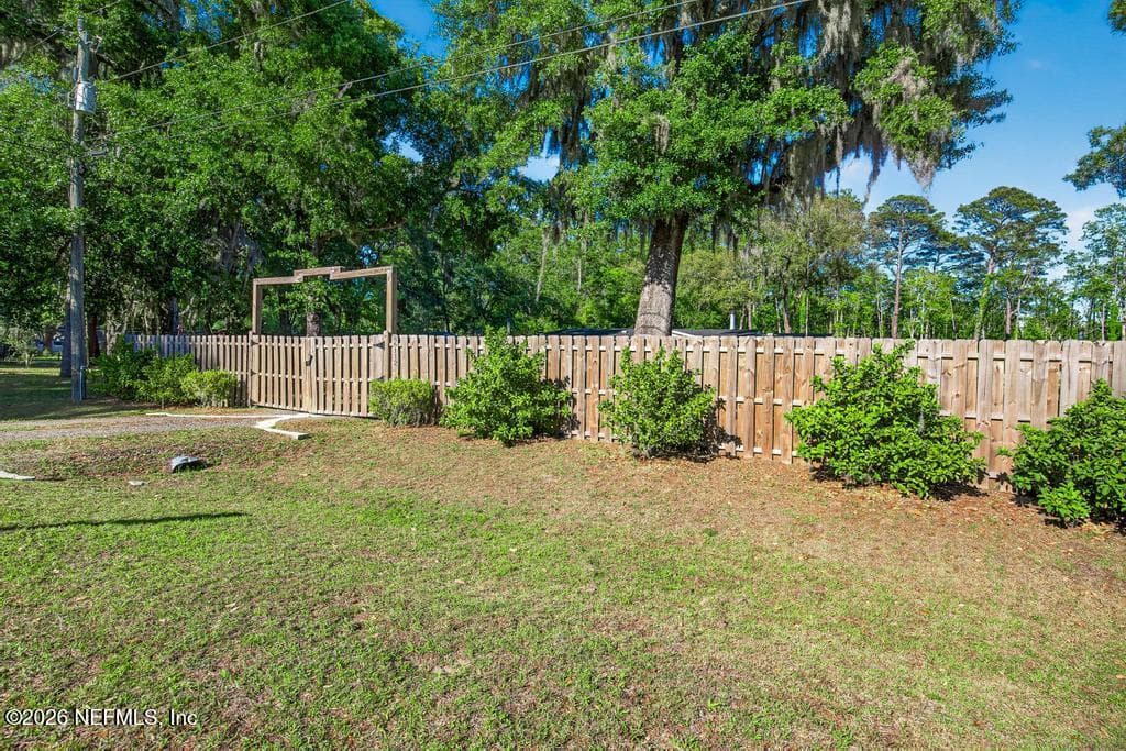 Photo 10 of 86112 LOFTON Court, Yulee, FL 32097