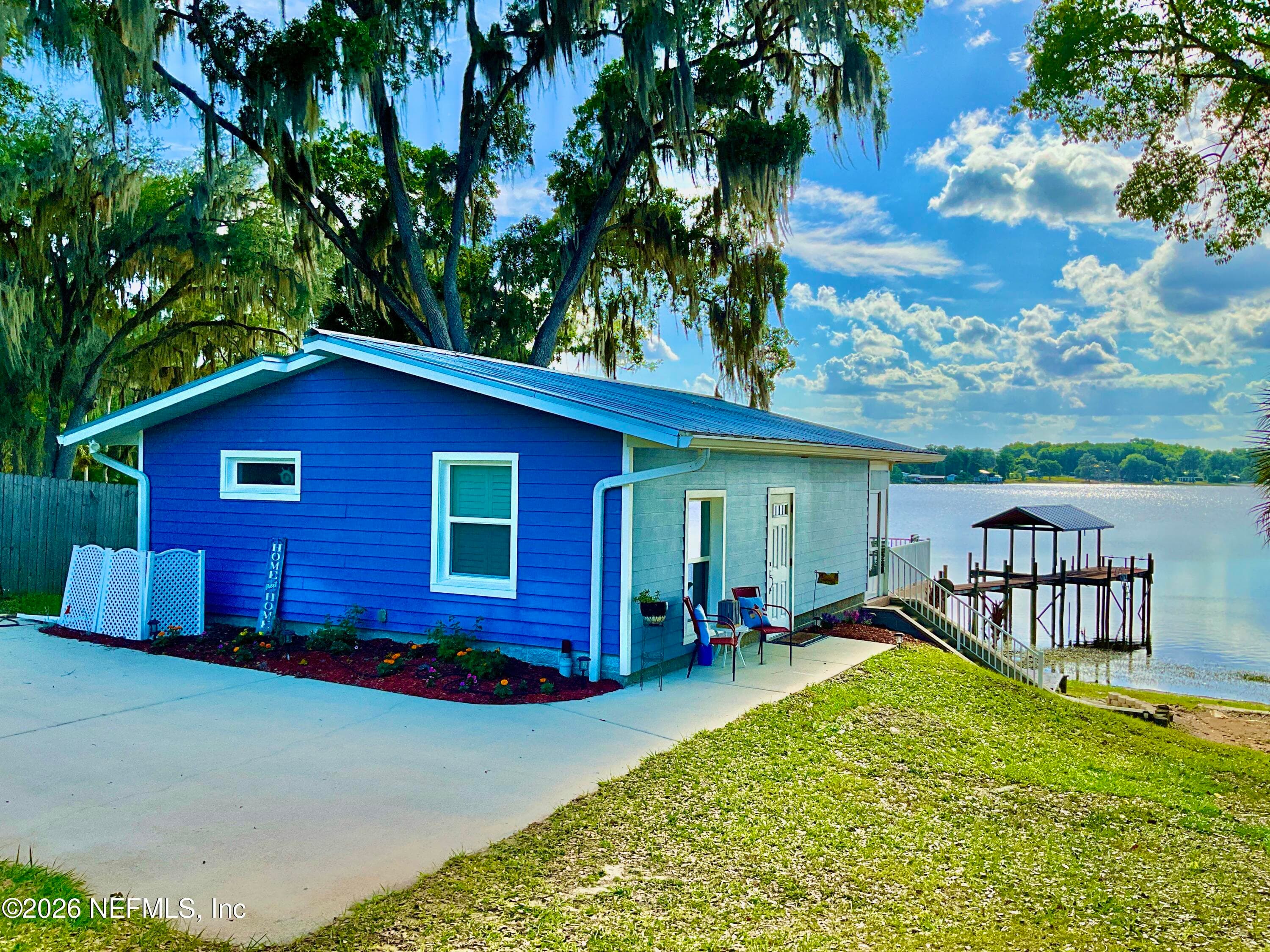 125 FLORADANDY Road, Hawthorne, FL 32640