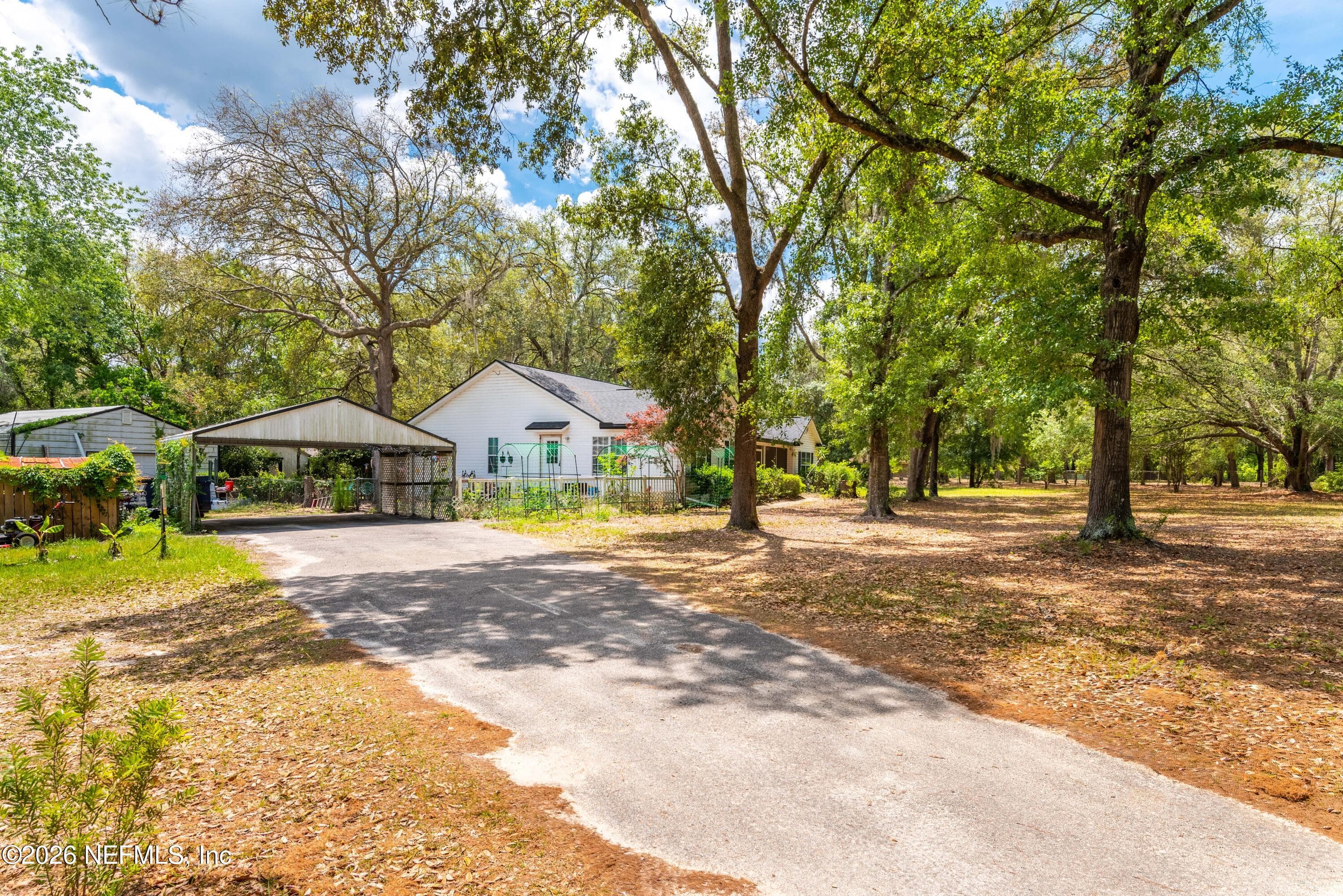 Photo 4 of 7031 OAKRIDGE Loop, Glen St. Mary, FL 32040