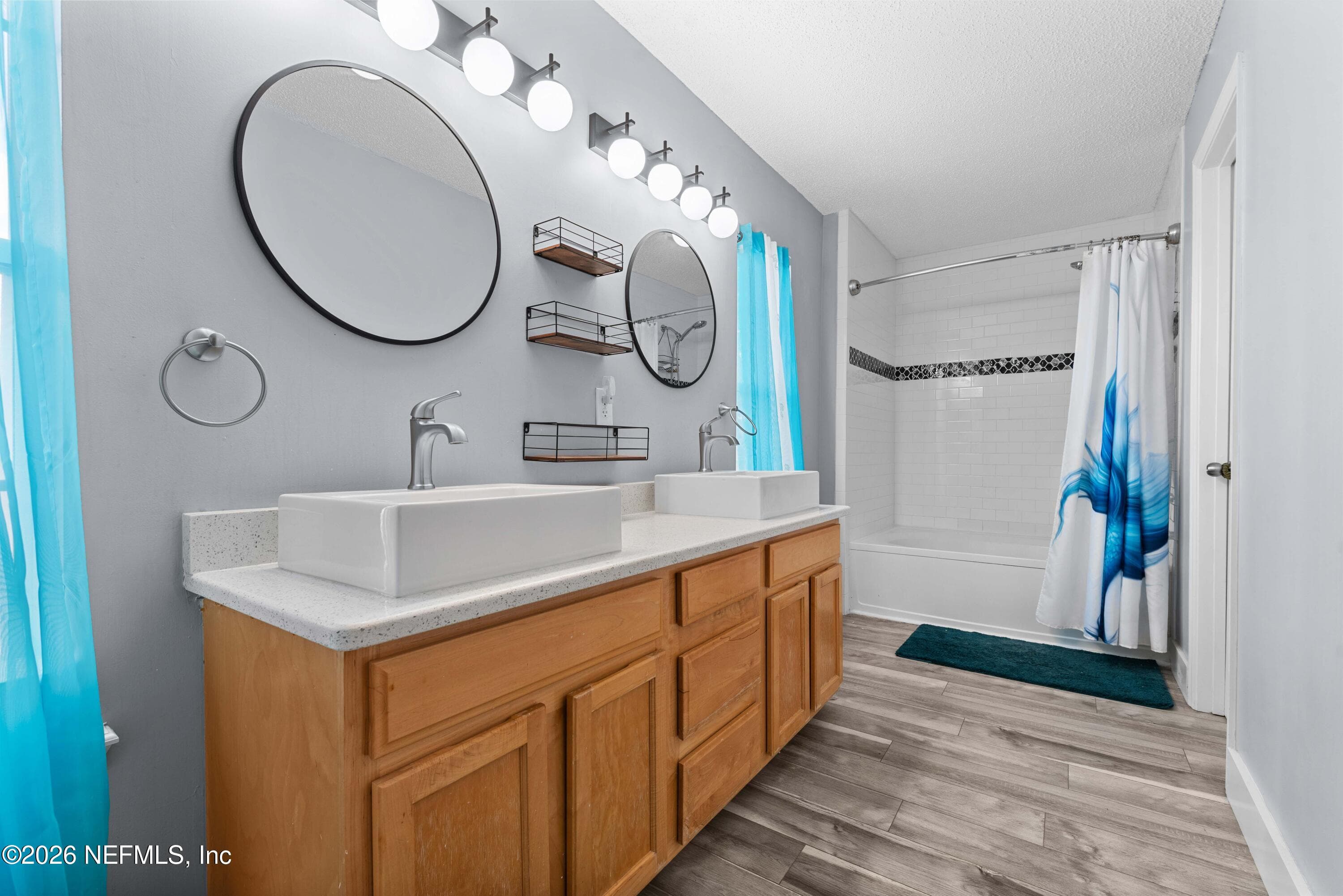 Master bath — 7031 OAKRIDGE Loop, Glen St. Mary, FL 32040