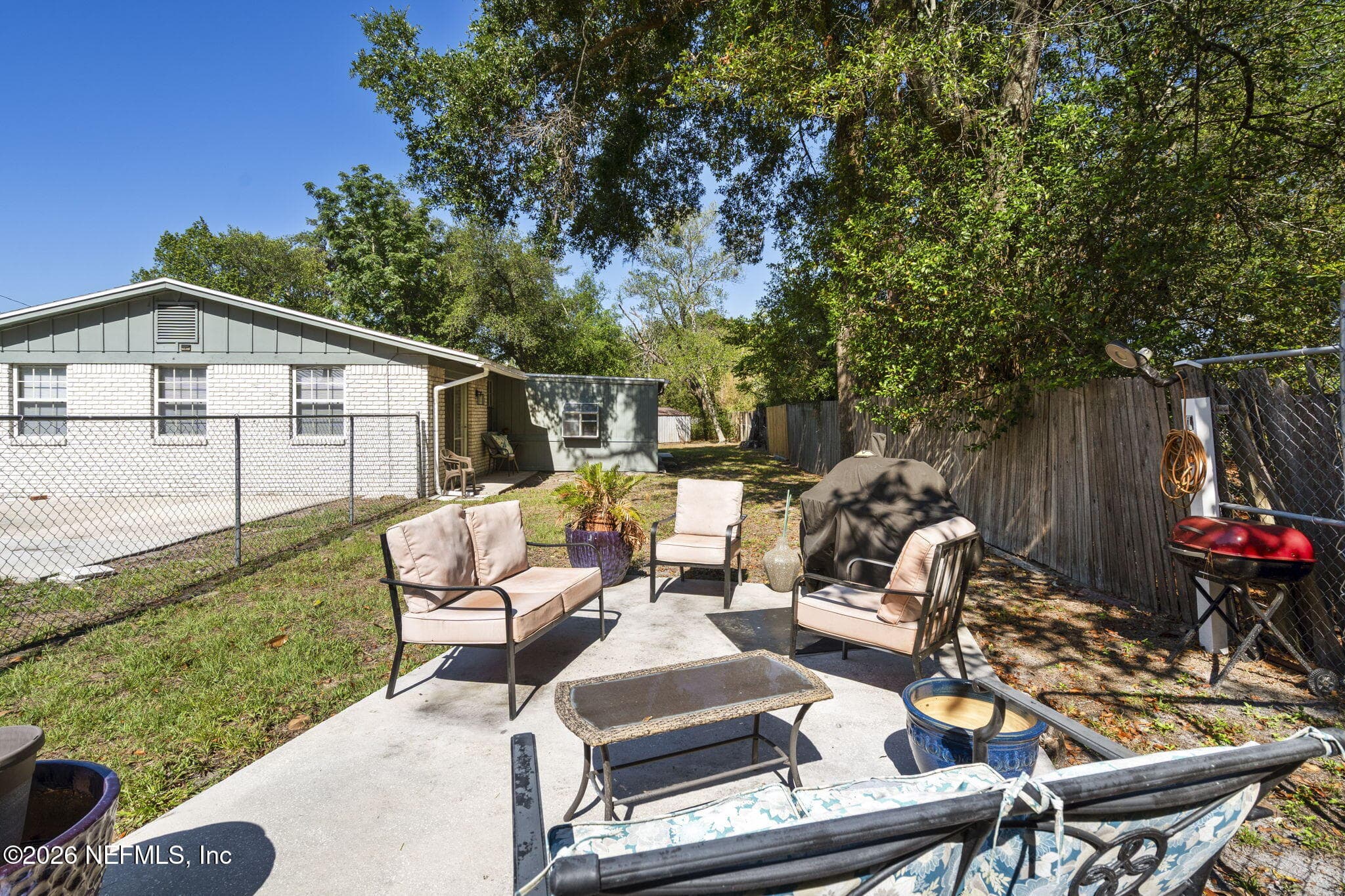 Peaceful Sitting Area — 1143 PECAN Cove, Jacksonville, FL 32221