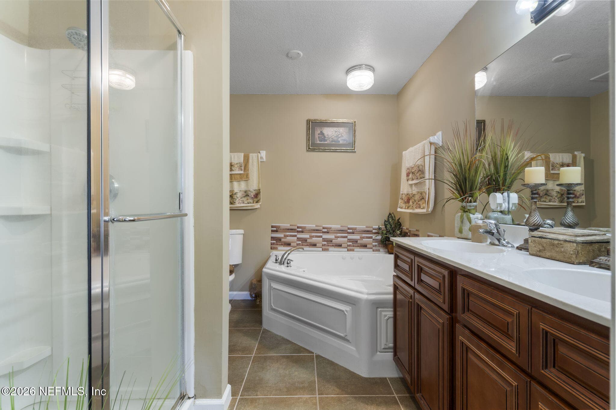Primary Bath — 1143 PECAN Cove, Jacksonville, FL 32221