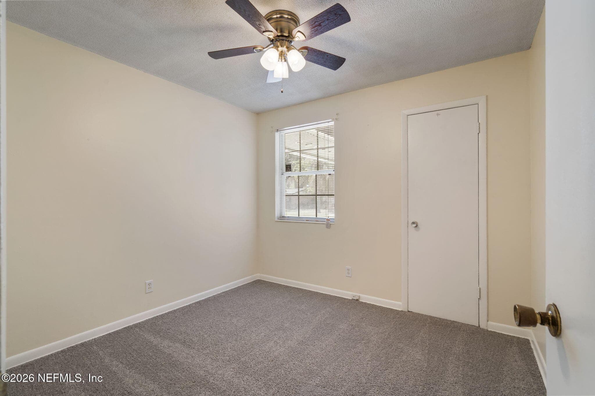 BR3 w/ walk-in closet — 1143 PECAN Cove, Jacksonville, FL 32221