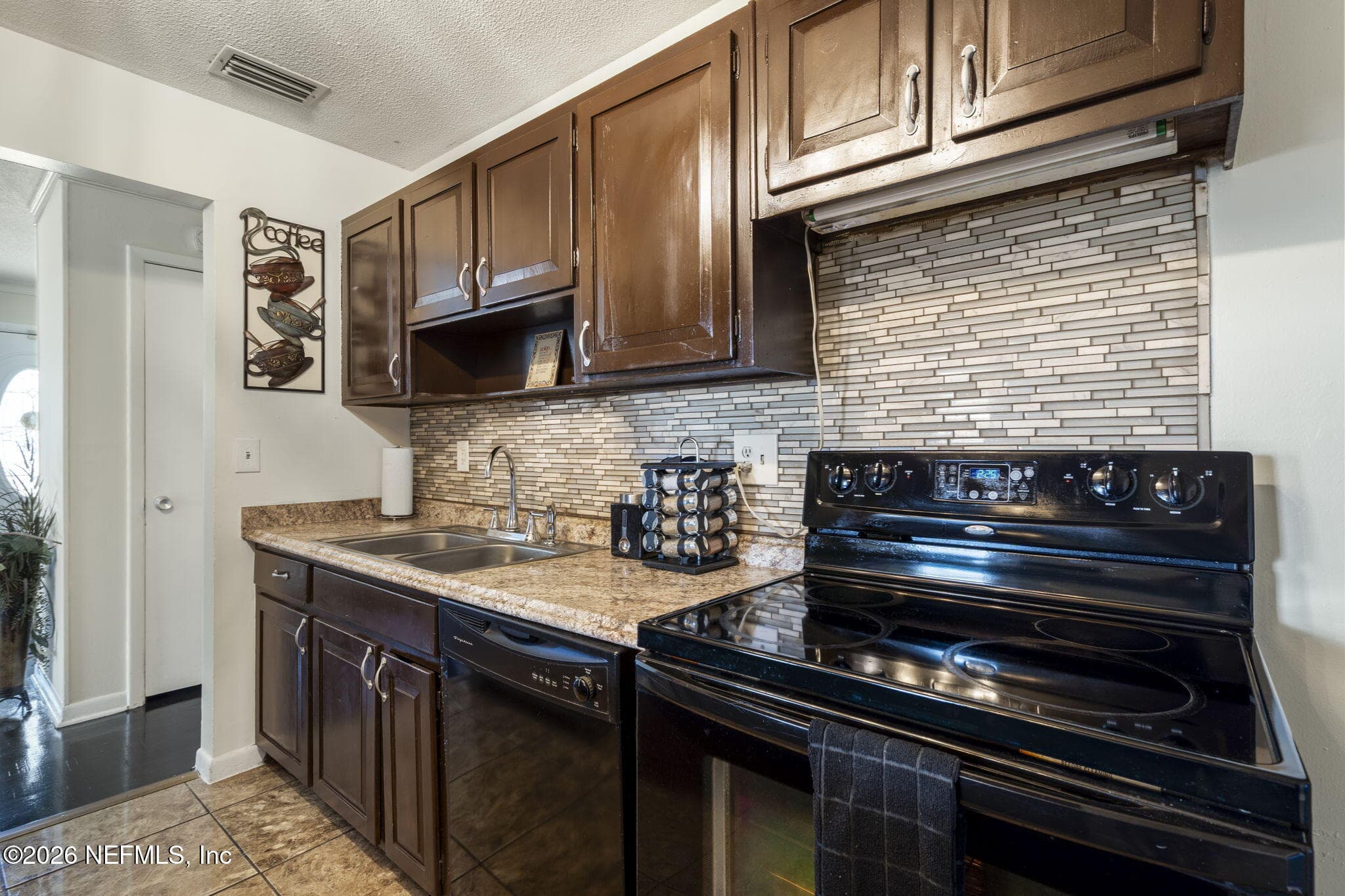 Photo 18 of 1143 PECAN Cove, Jacksonville, FL 32221