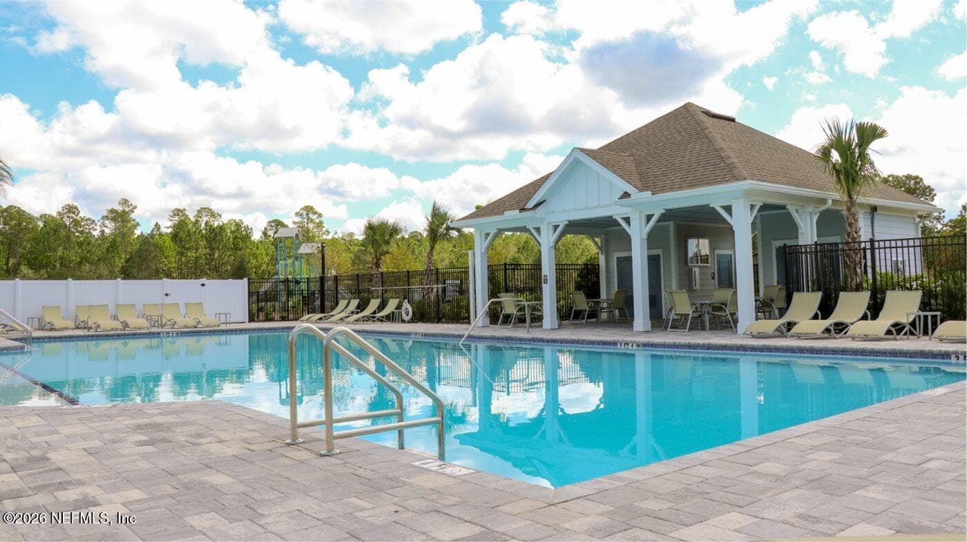 walking distance to the pool — 302 LAKE SINCLAIR Street, St. Augustine, FL 32084