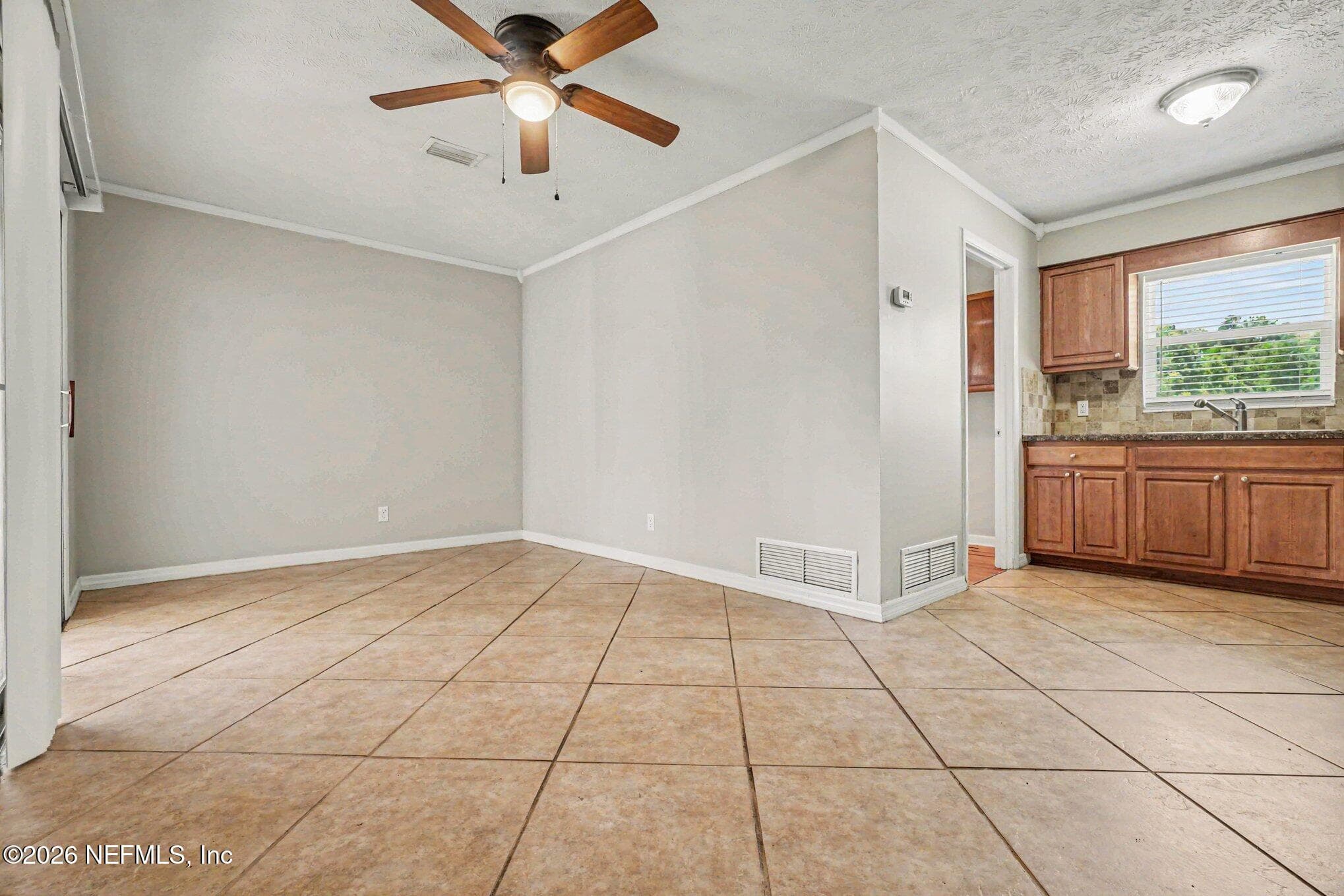 Photo 5 of 413 SCORPIO Lane, Orange Park, FL 32073