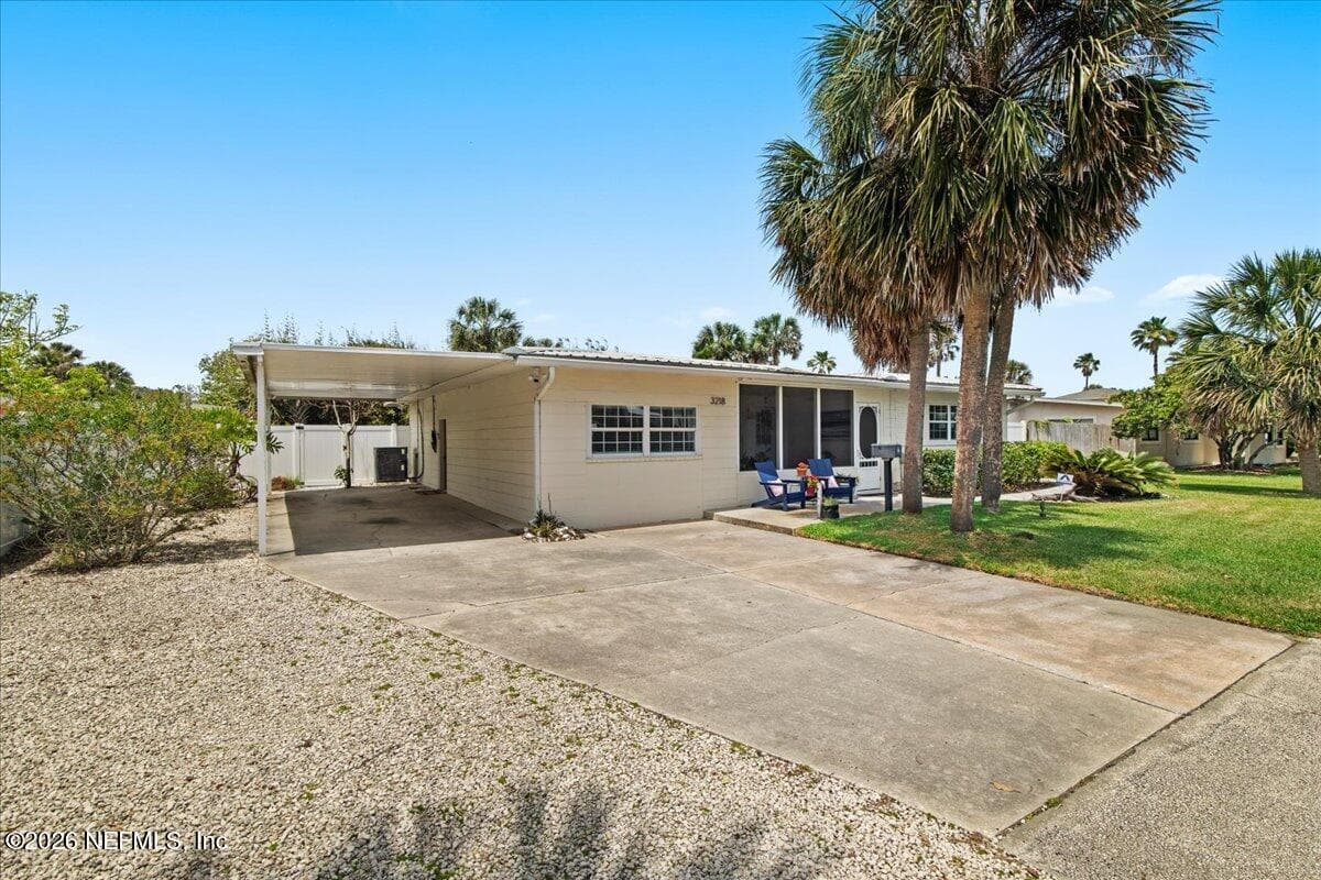 Photo 6 of 3218 1ST Street S, Jacksonville Beach, FL 32250
