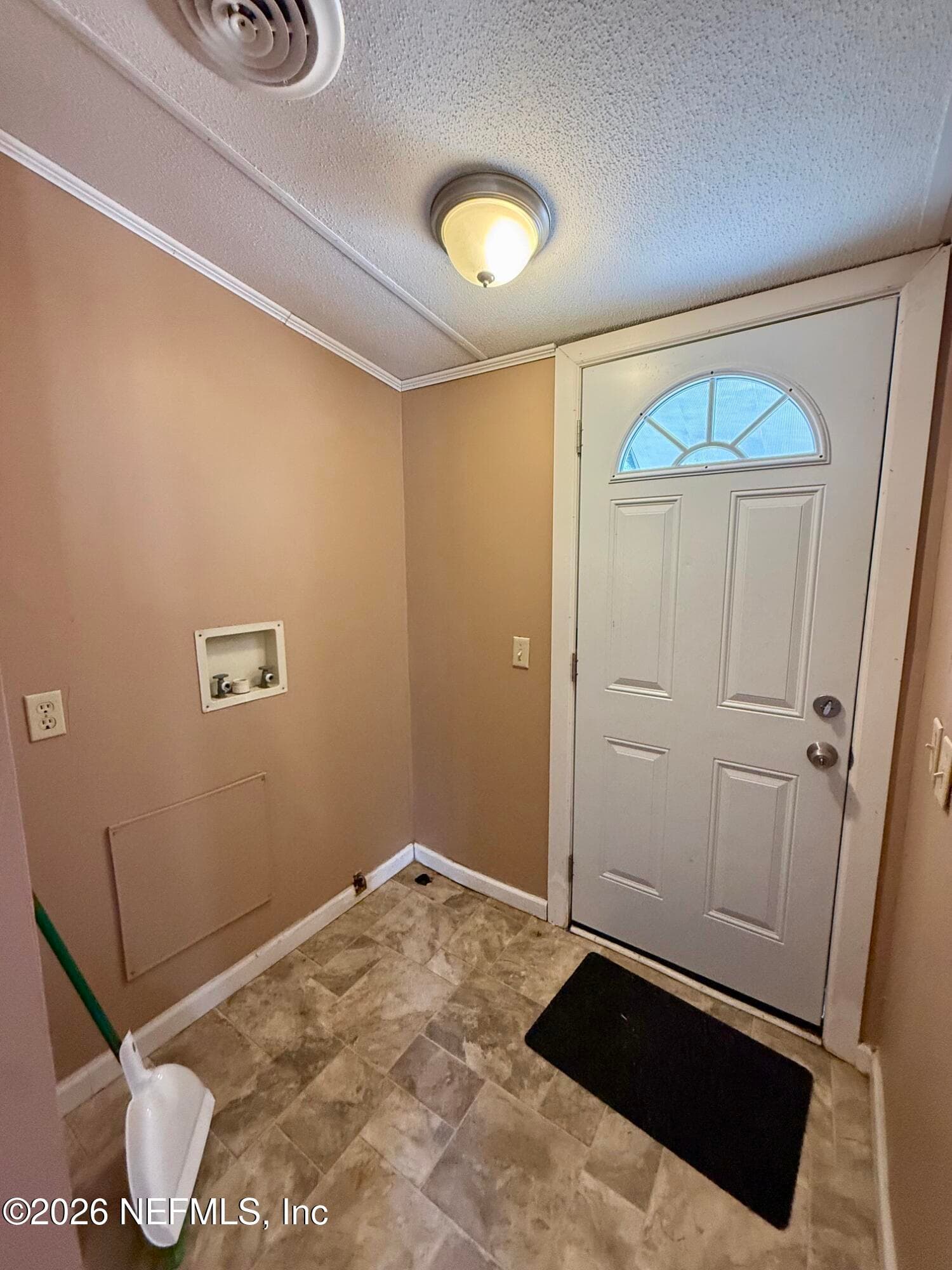 Photo 11 of 509 JANET Avenue, Interlachen, FL 32148