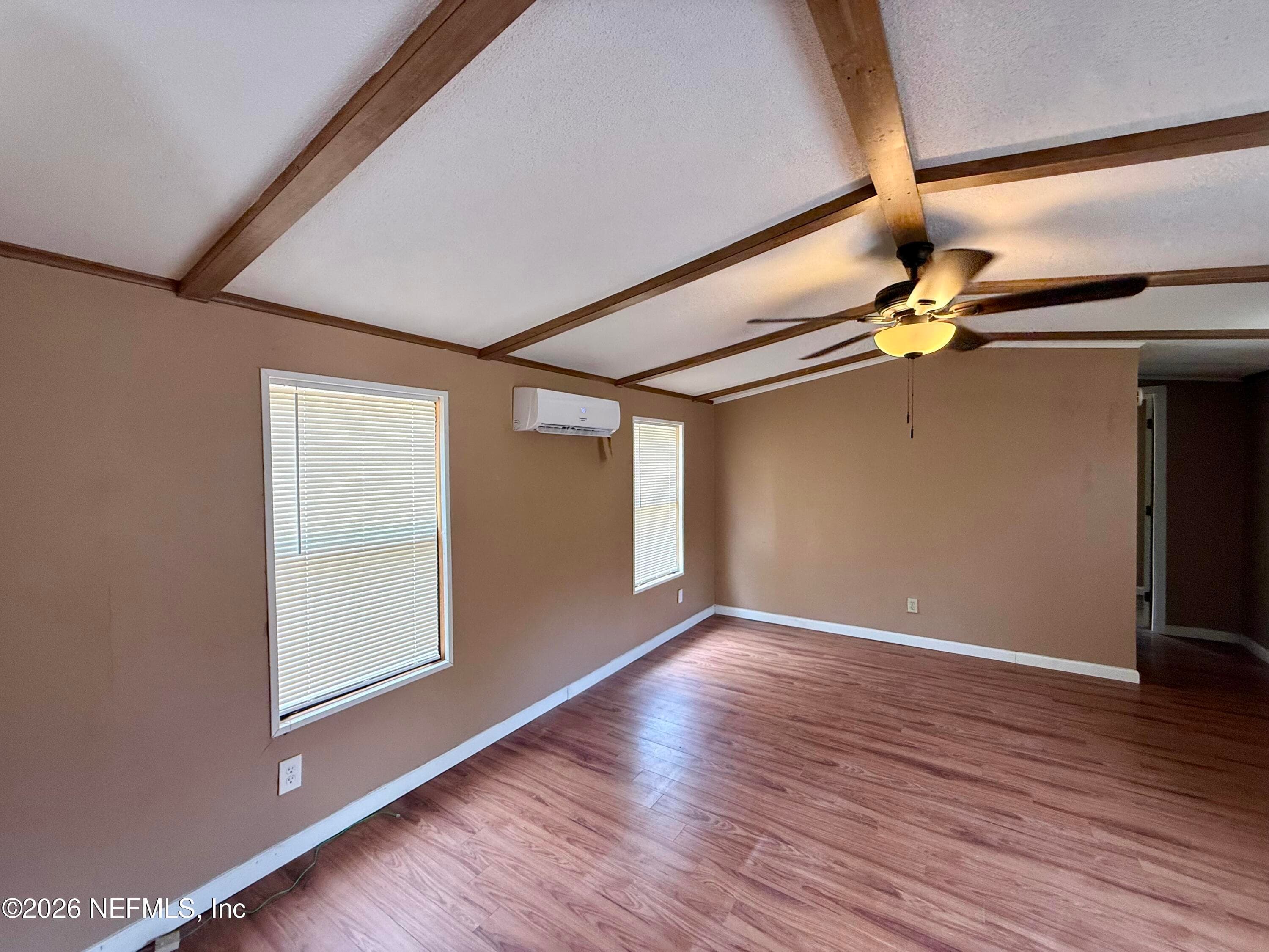 Photo 7 of 509 JANET Avenue, Interlachen, FL 32148