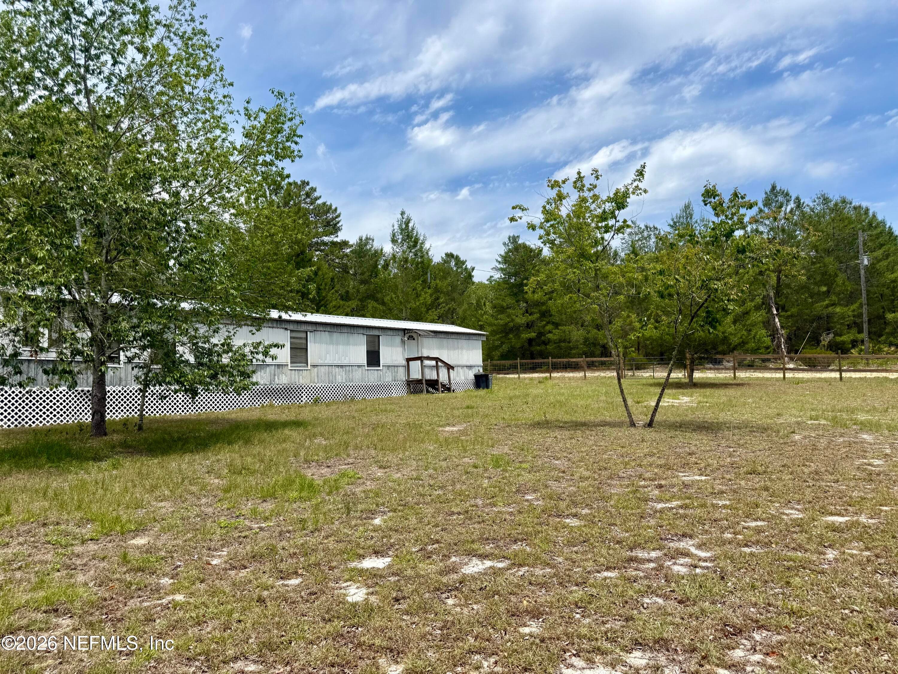Photo 4 of 509 JANET Avenue, Interlachen, FL 32148