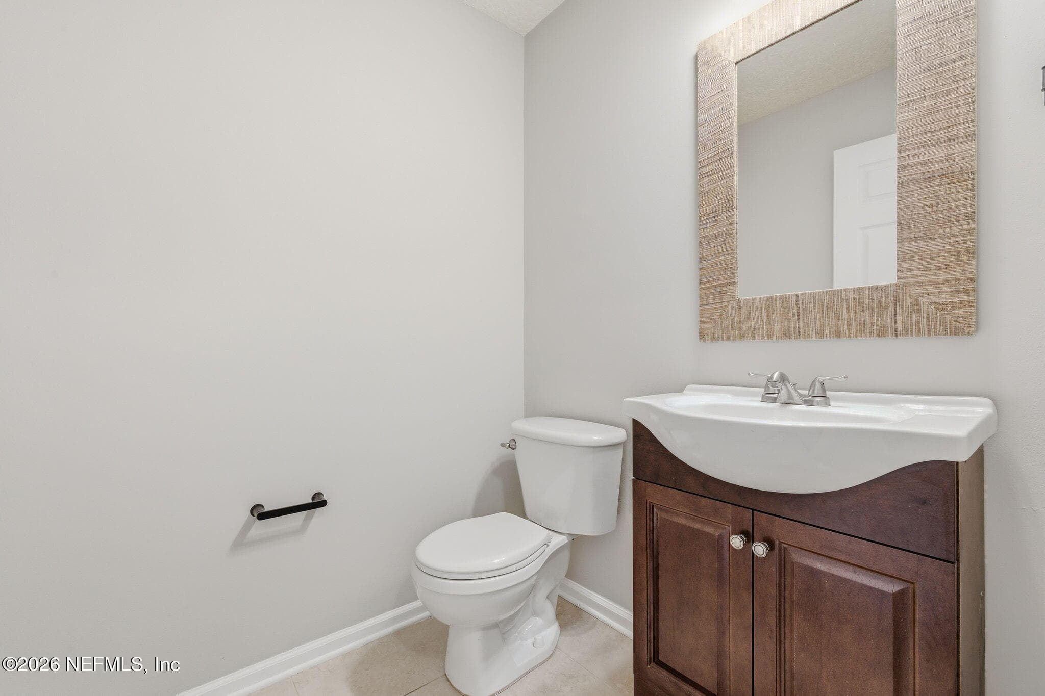 Half Bath — 811 HICKORY KNOLLS Drive, Green Cove Springs, FL 32043