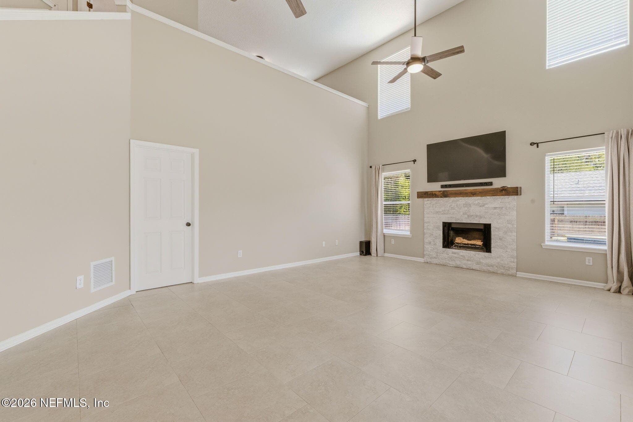 Family Room — 811 HICKORY KNOLLS Drive, Green Cove Springs, FL 32043