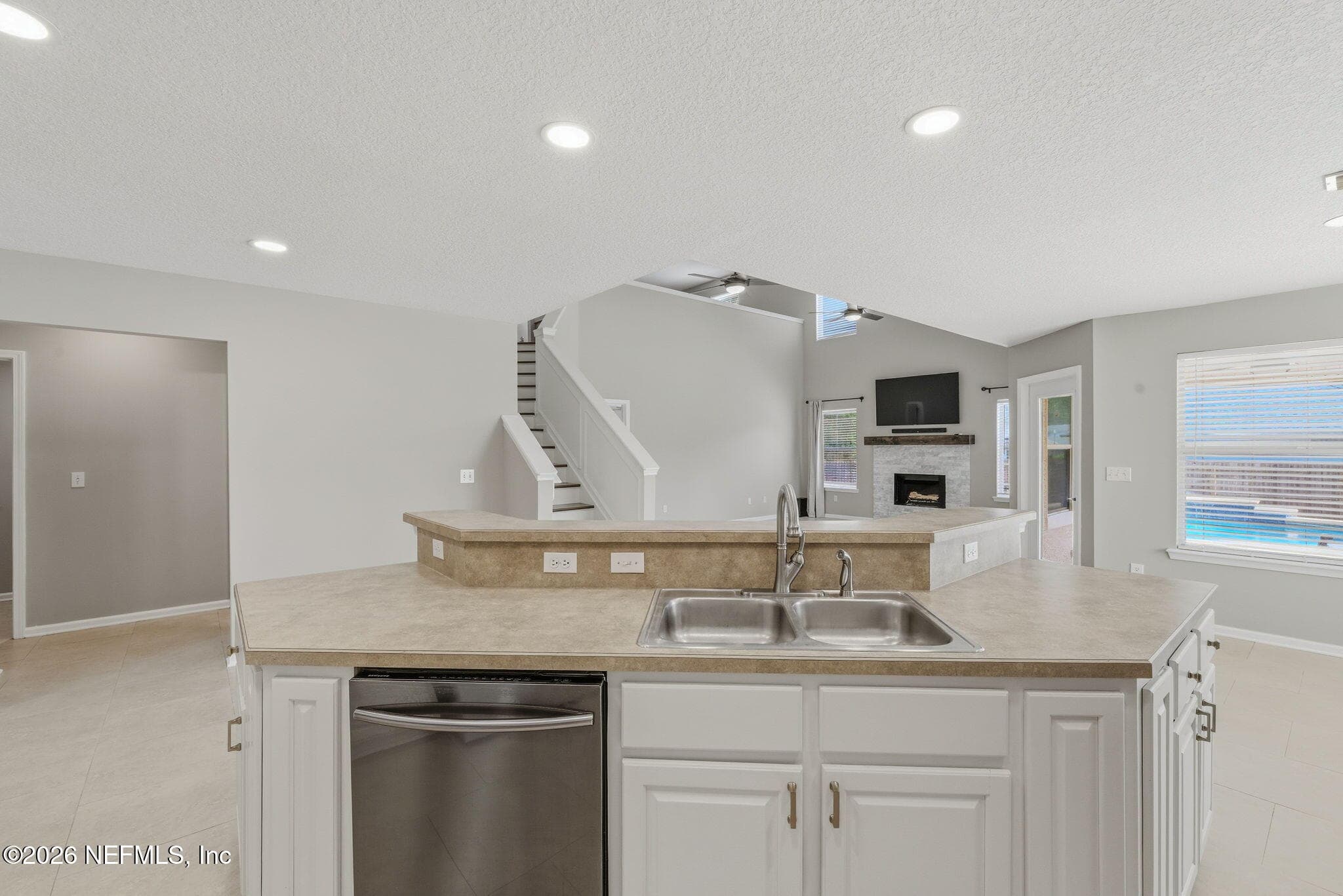 Kitchen — 811 HICKORY KNOLLS Drive, Green Cove Springs, FL 32043